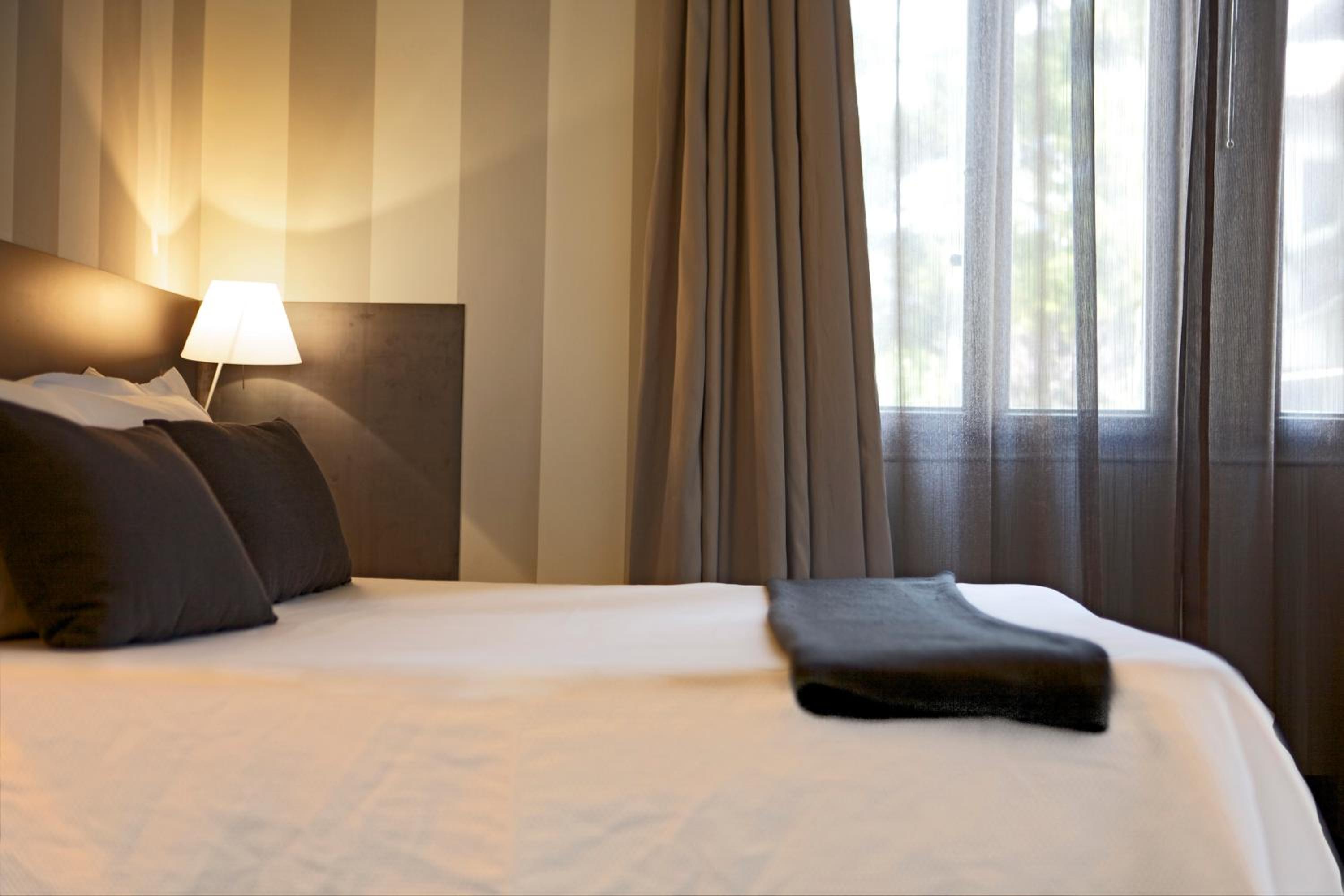 Standard Double Room - Photo 4