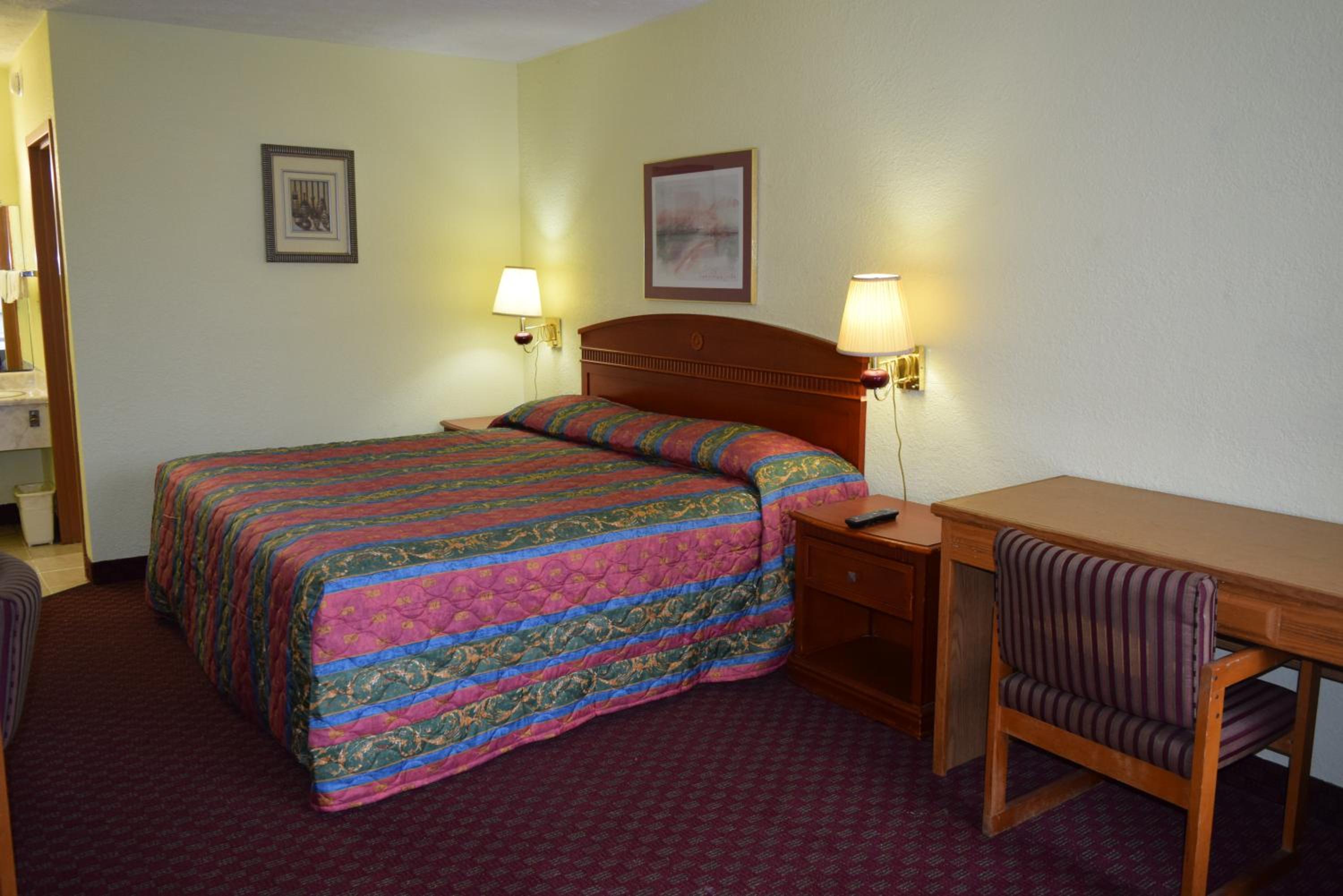 Standard Queen Room With Two Queen Beds