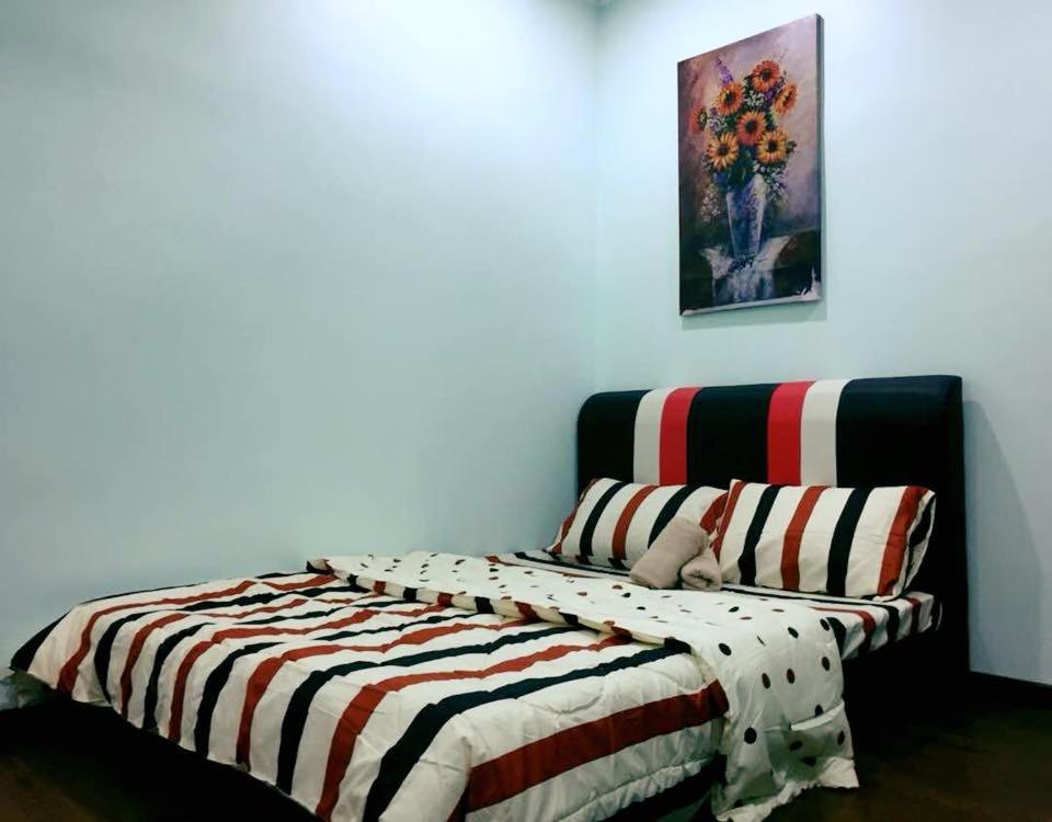 Four-Bedroom House photo 3