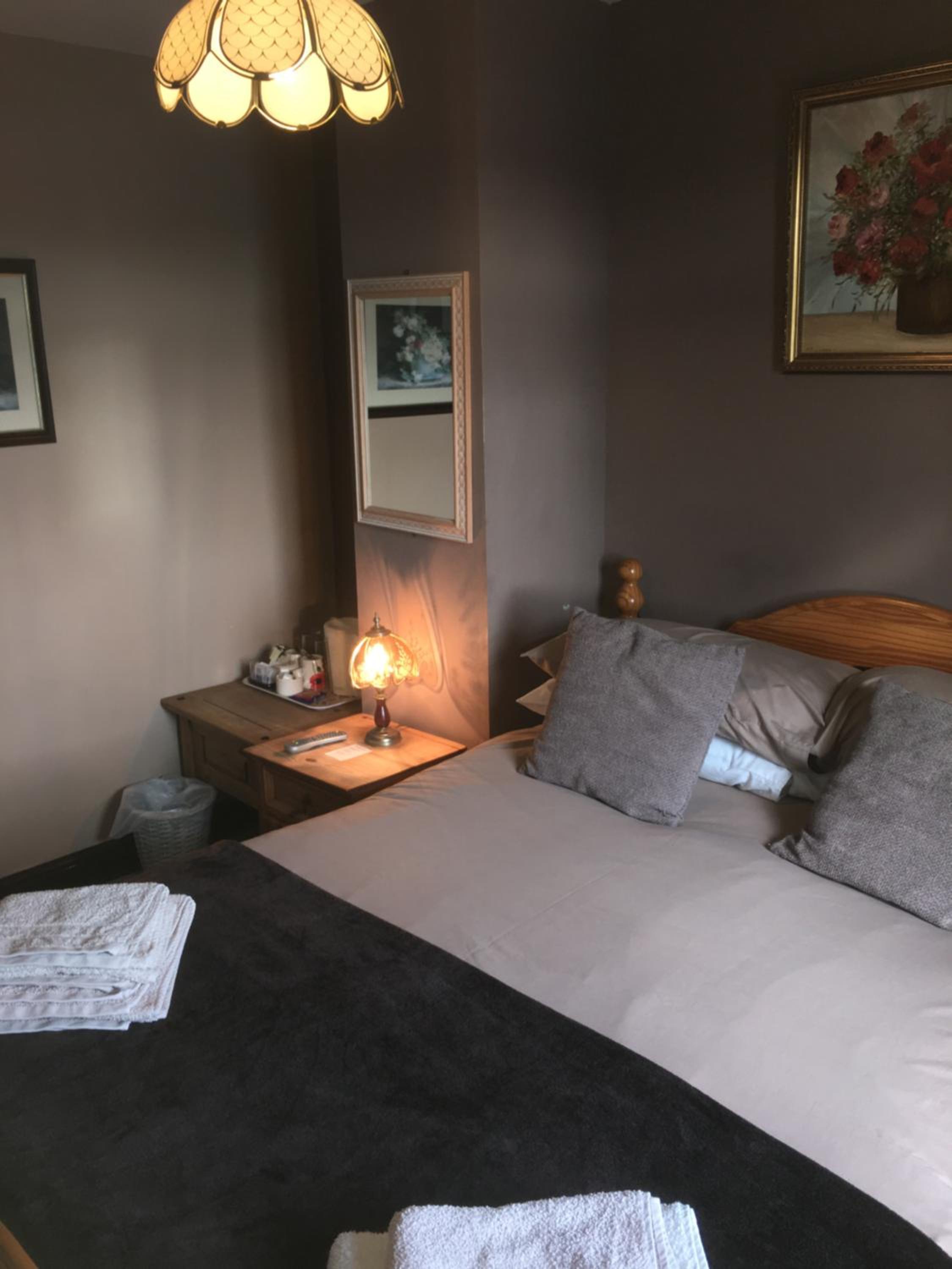 Budget Double Room photo 3