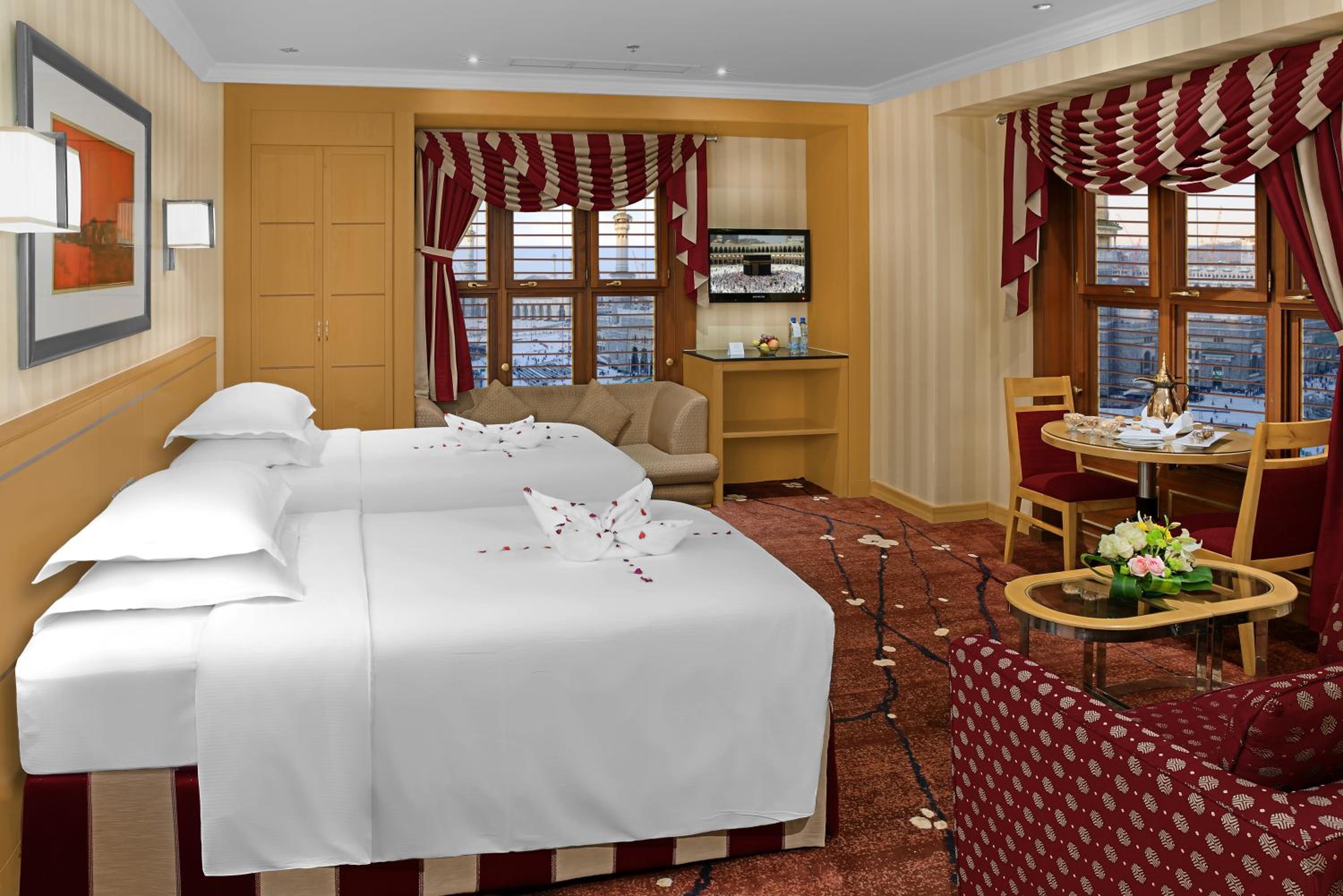 Duplex Suite Haram View with Two Twin Beds