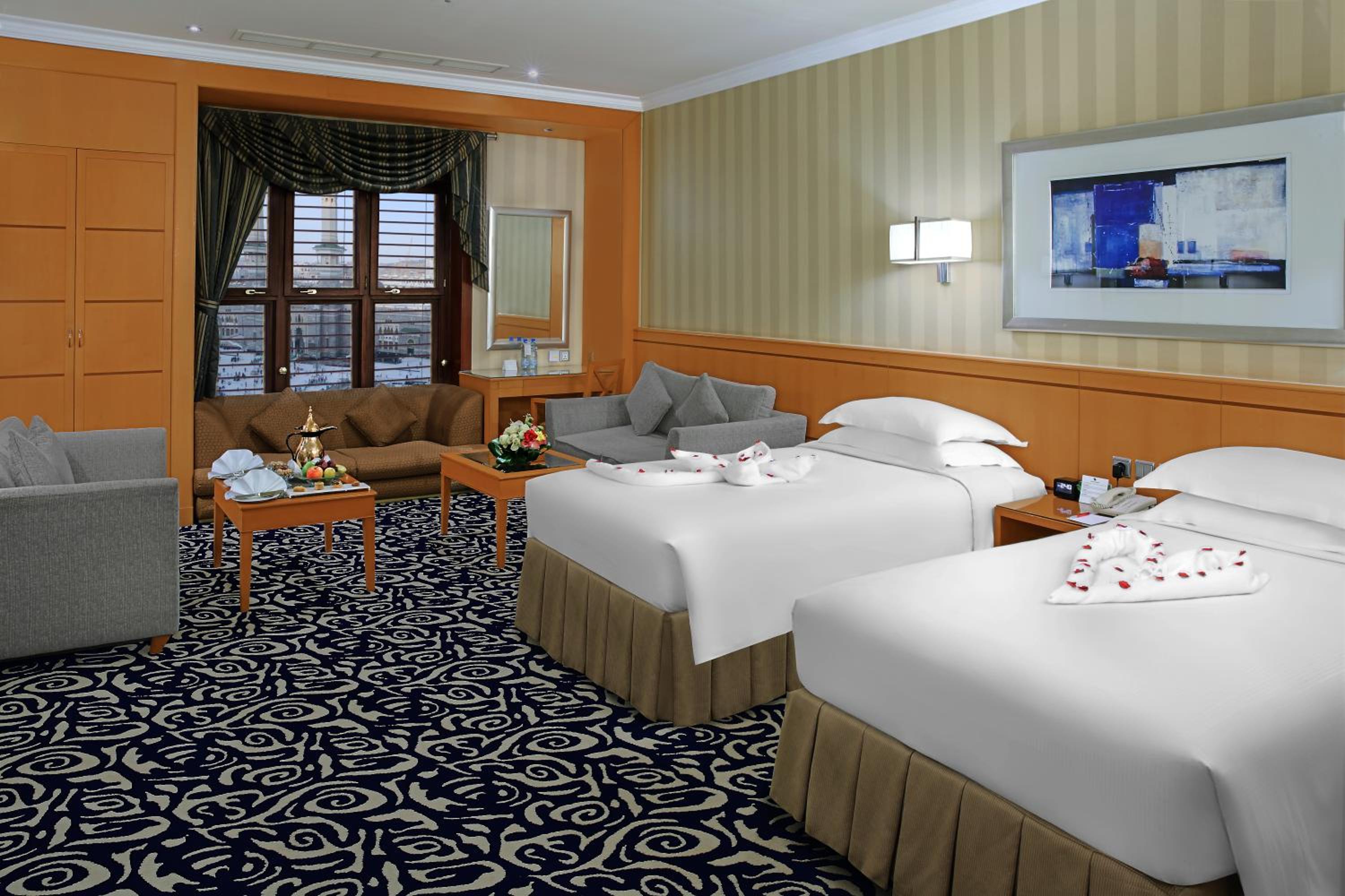 Deluxe Room Partial Haram View with Two Twin Beds - Photo 2