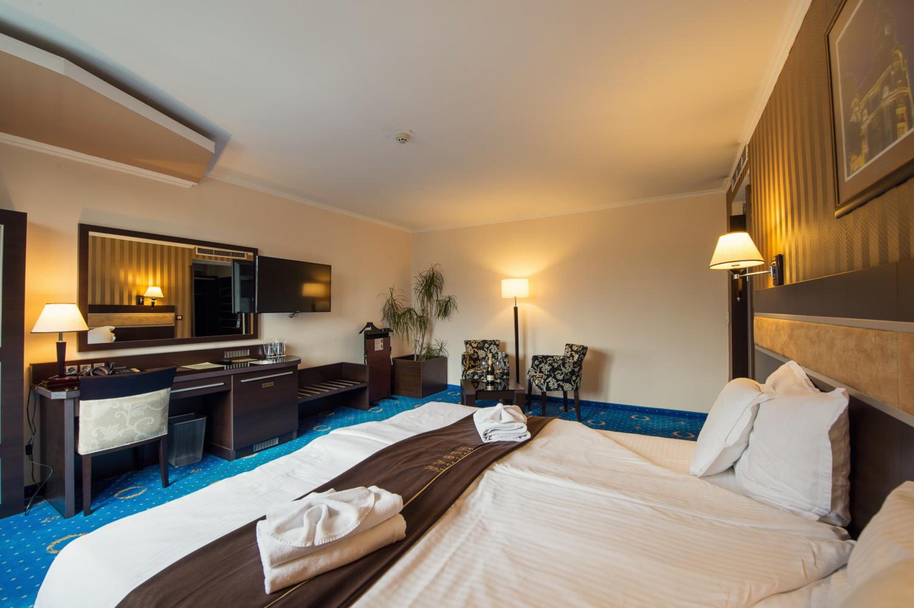 Deluxe Double Room photo 2
