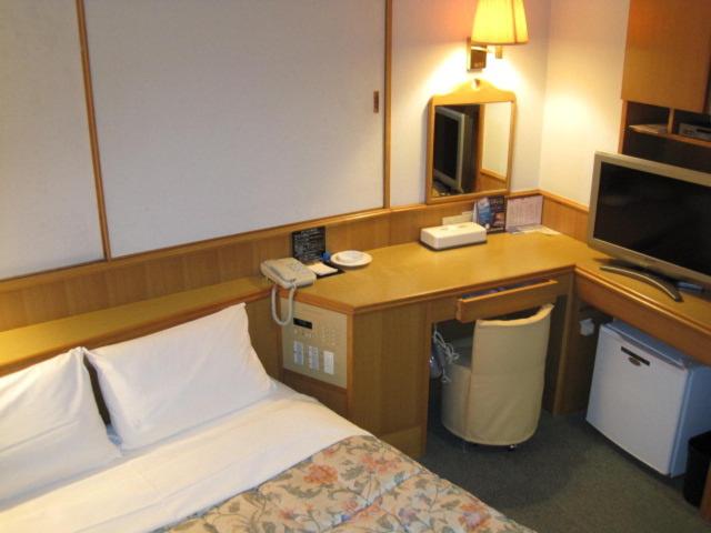 Double Room - Non-Smoking photo 3