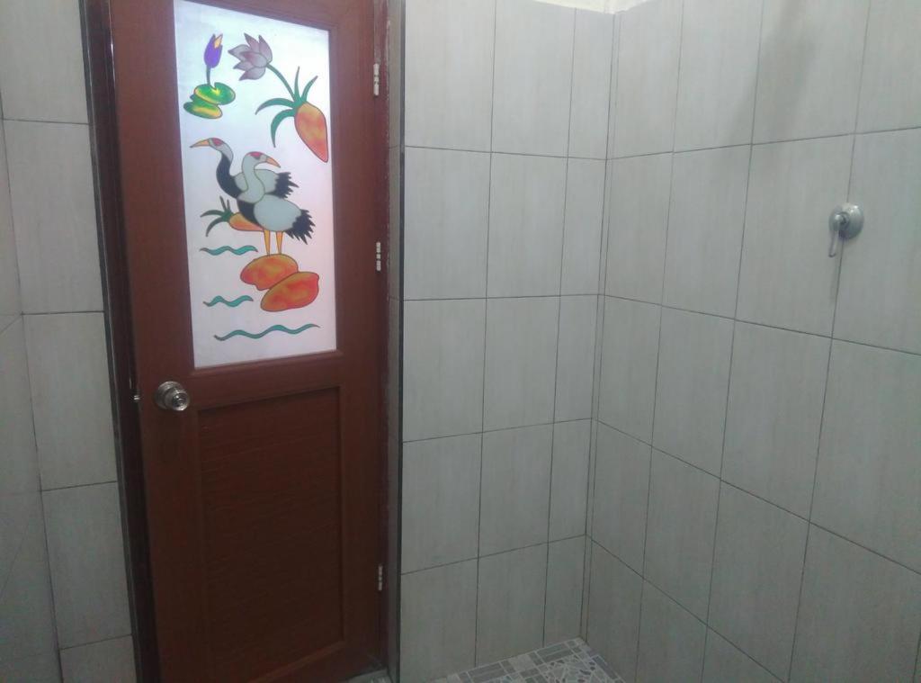 Standard Double Room - Photo 16