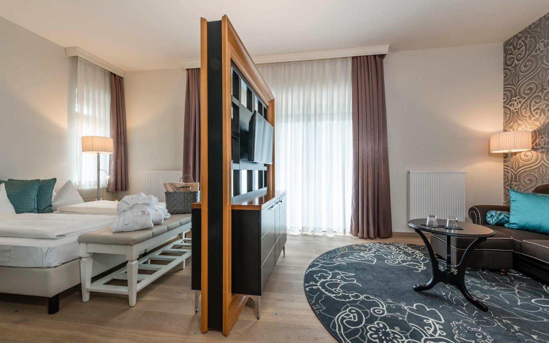 Deluxe Suite photo 2