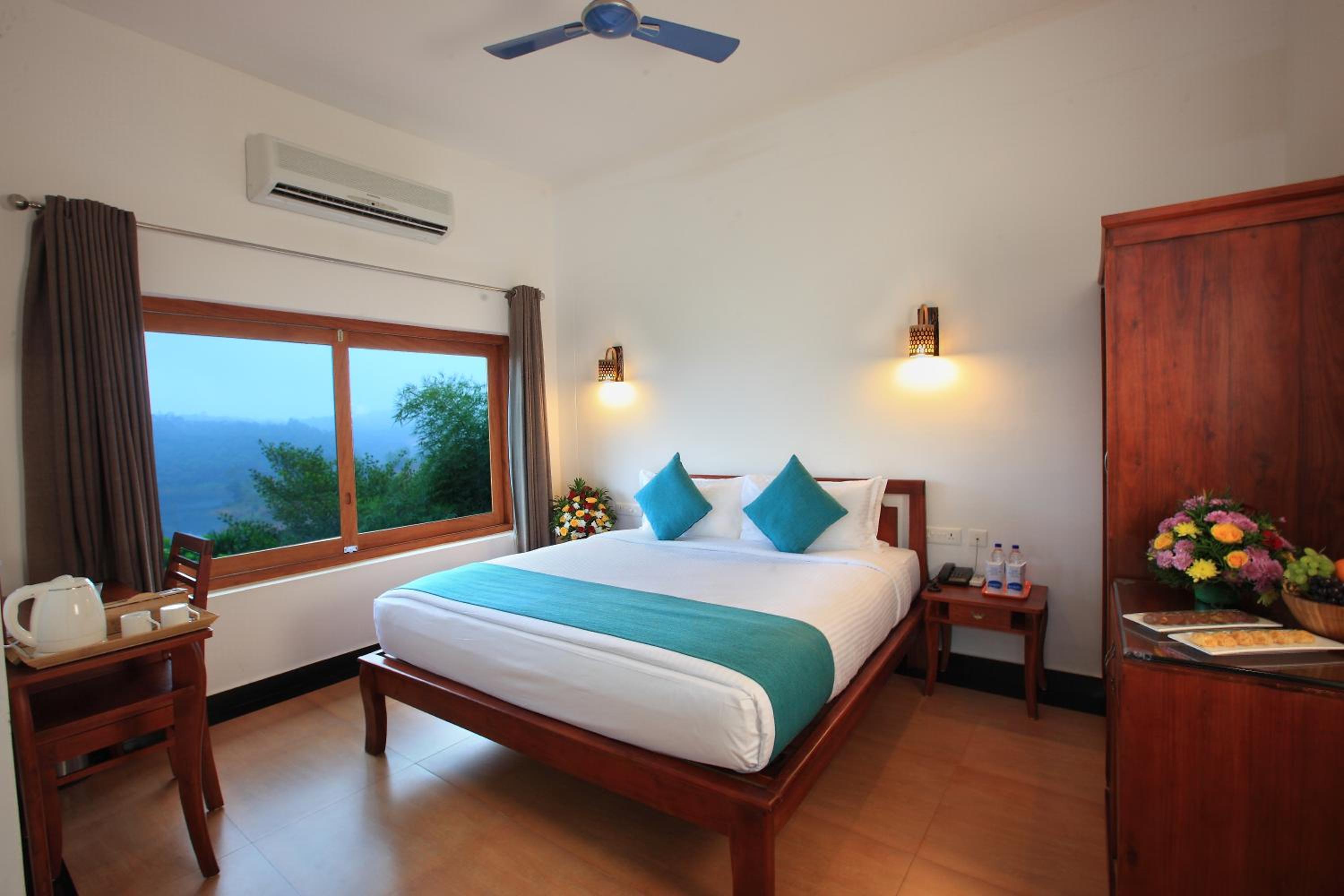Lake View Premium - Photo 1