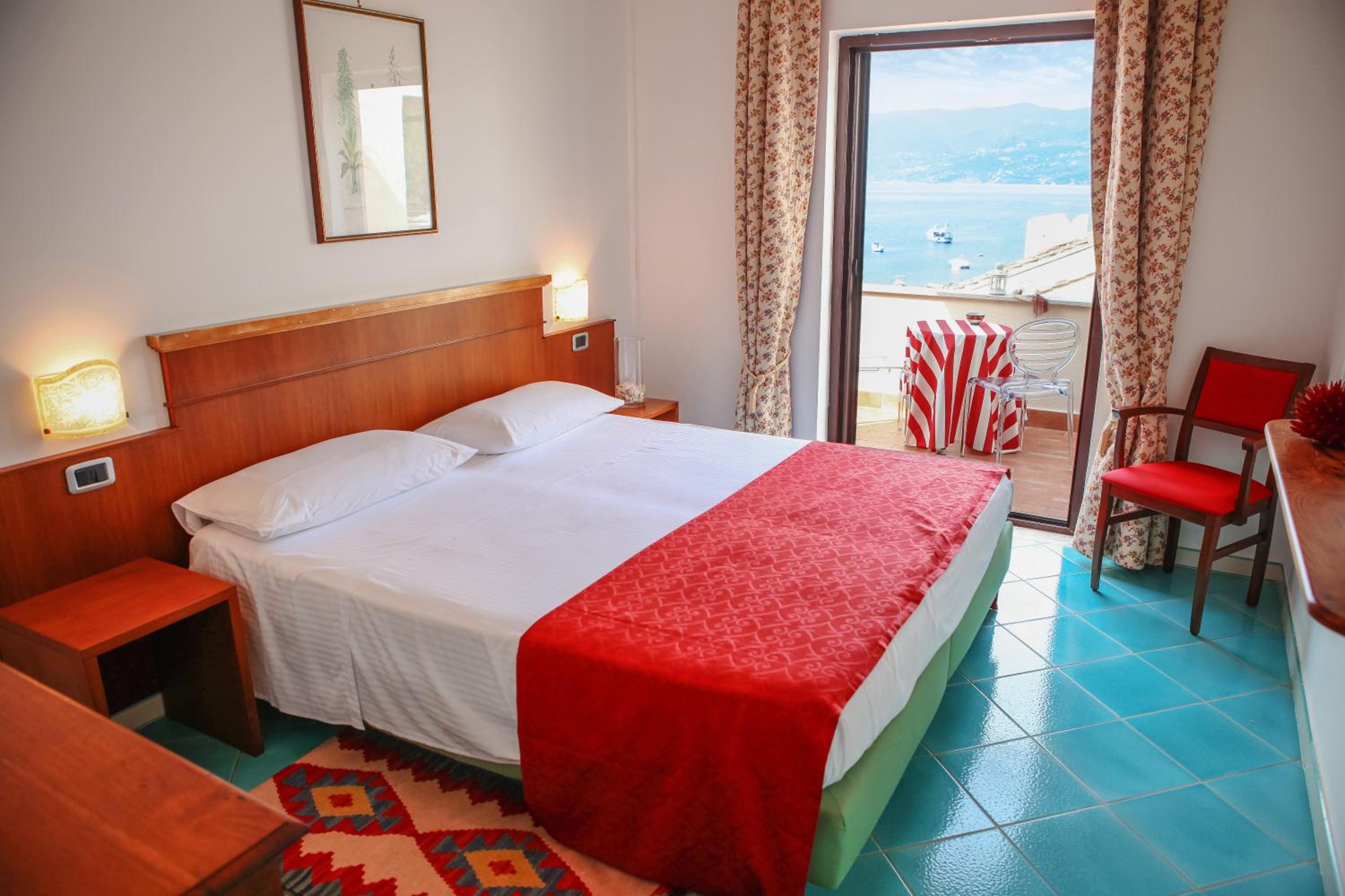Suite with Terrace - Photo 15