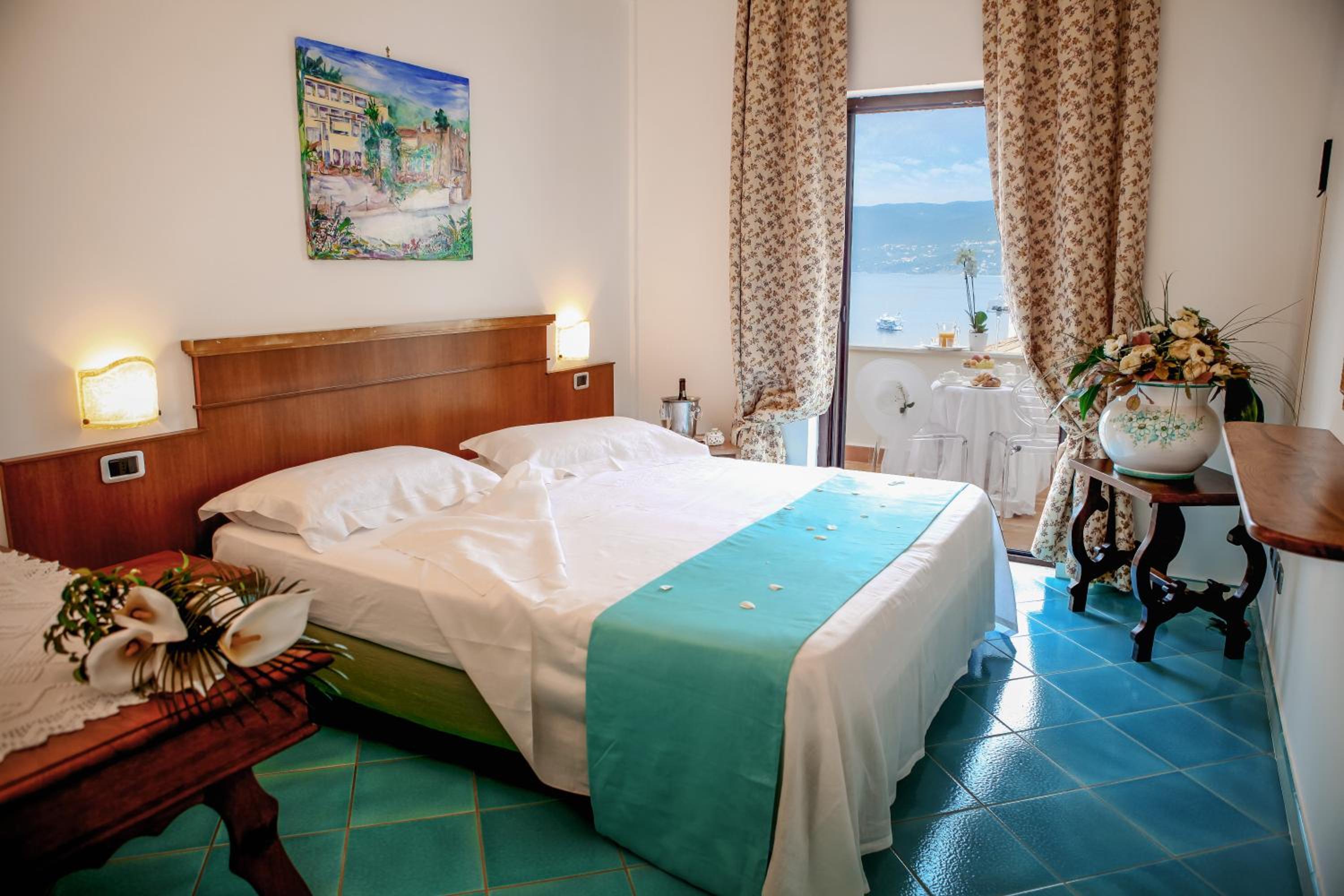 Double Room with Sea View photo 1