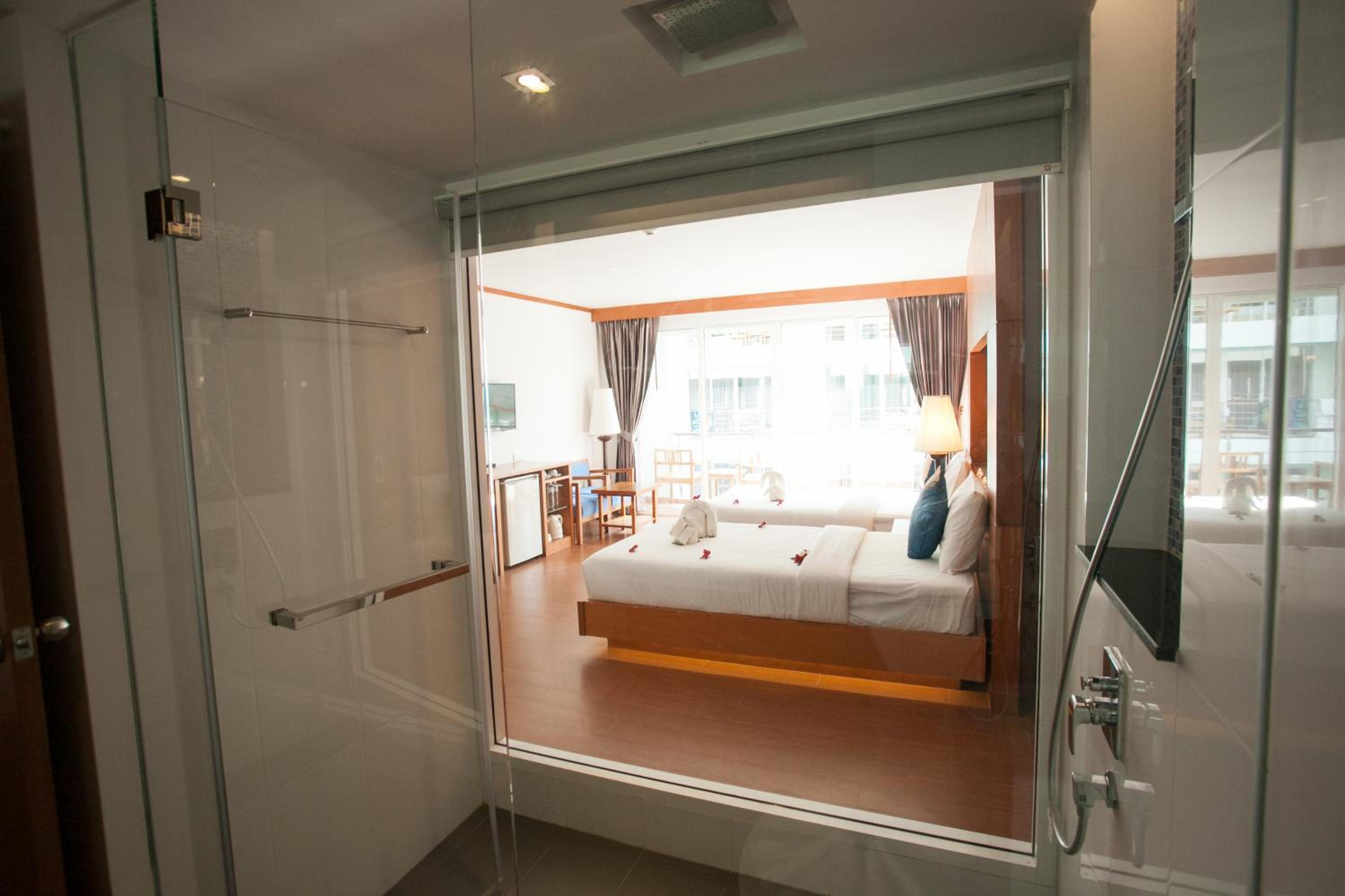 Deluxe Double Room - Photo 4