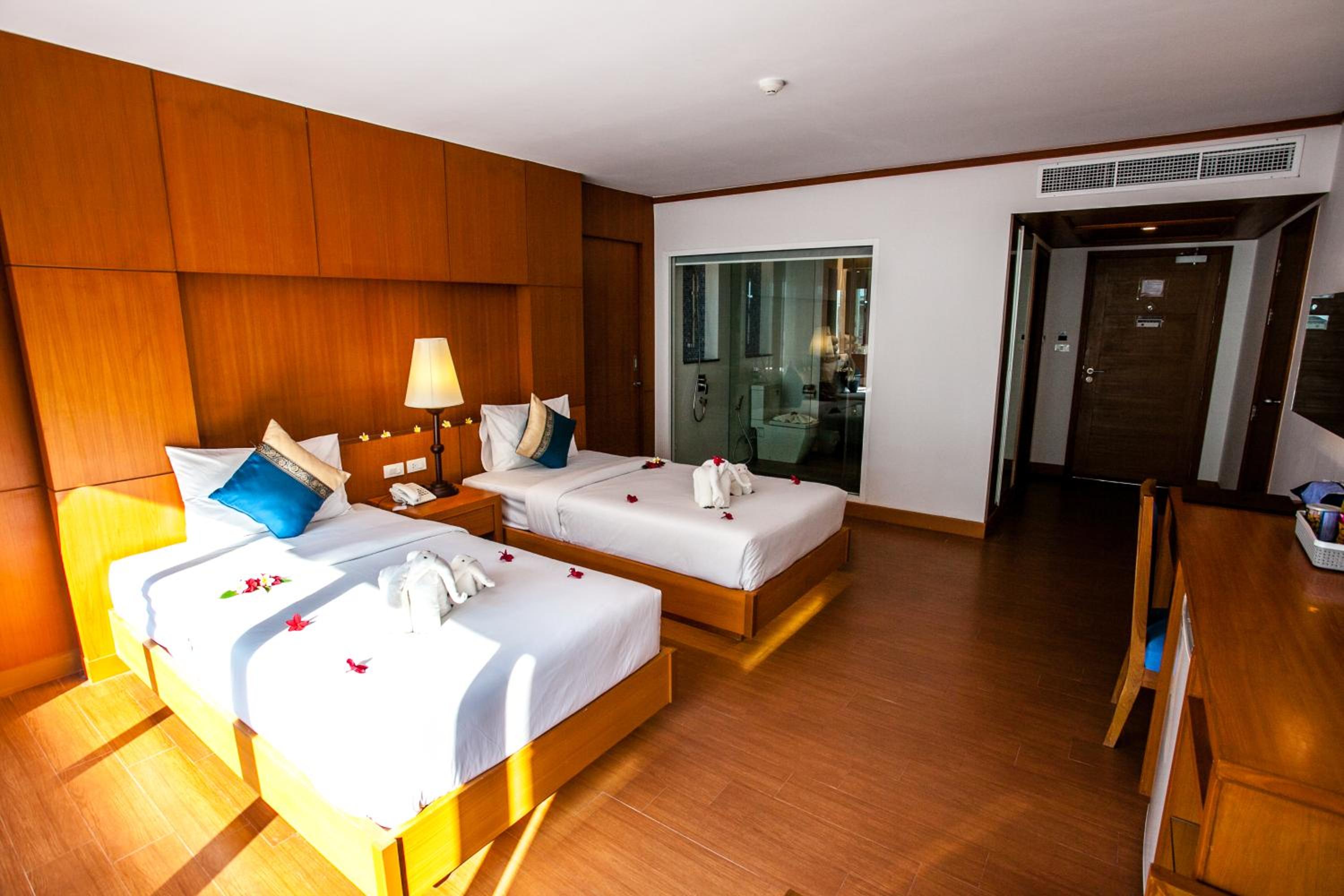 Deluxe Triple Room - Photo 4