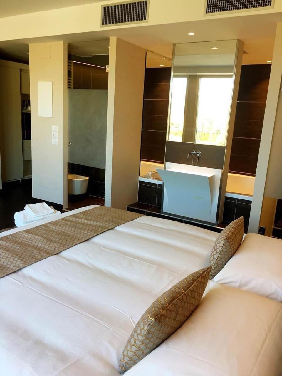 Junior Suite - Photo 8