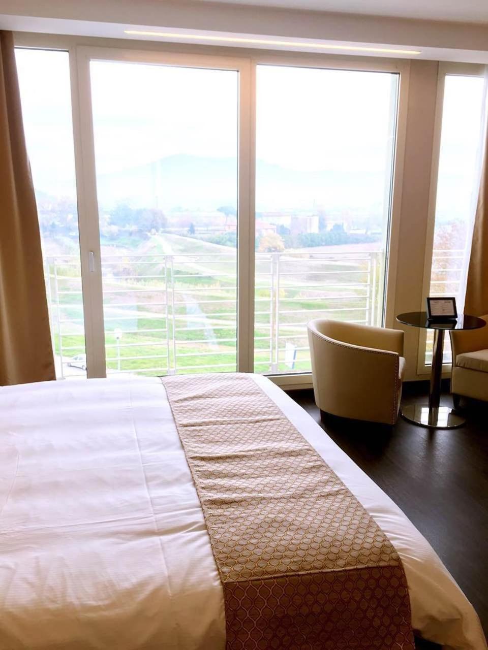 Junior Suite - Photo 9