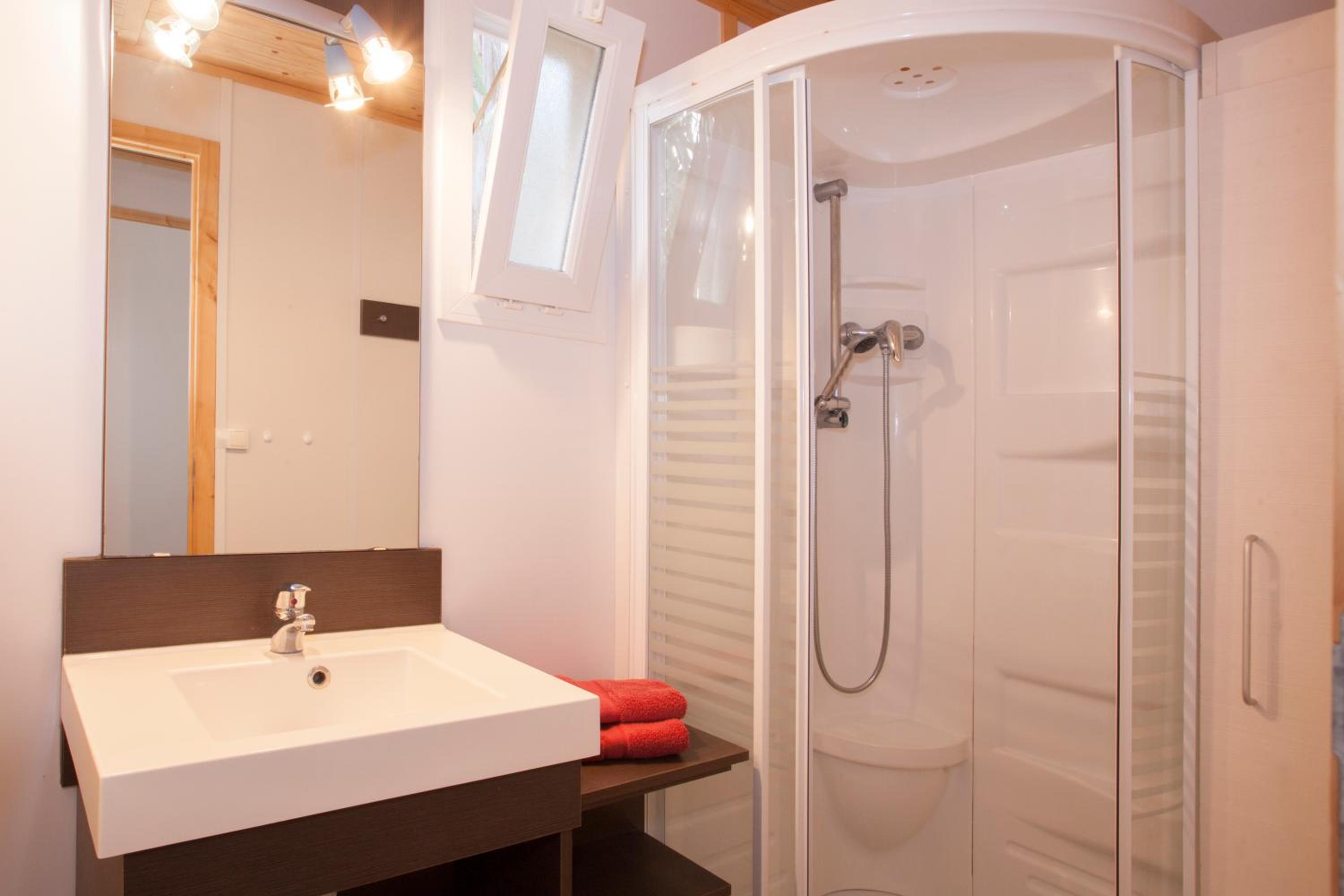 Two-Bedroom Chalet - Photo 6