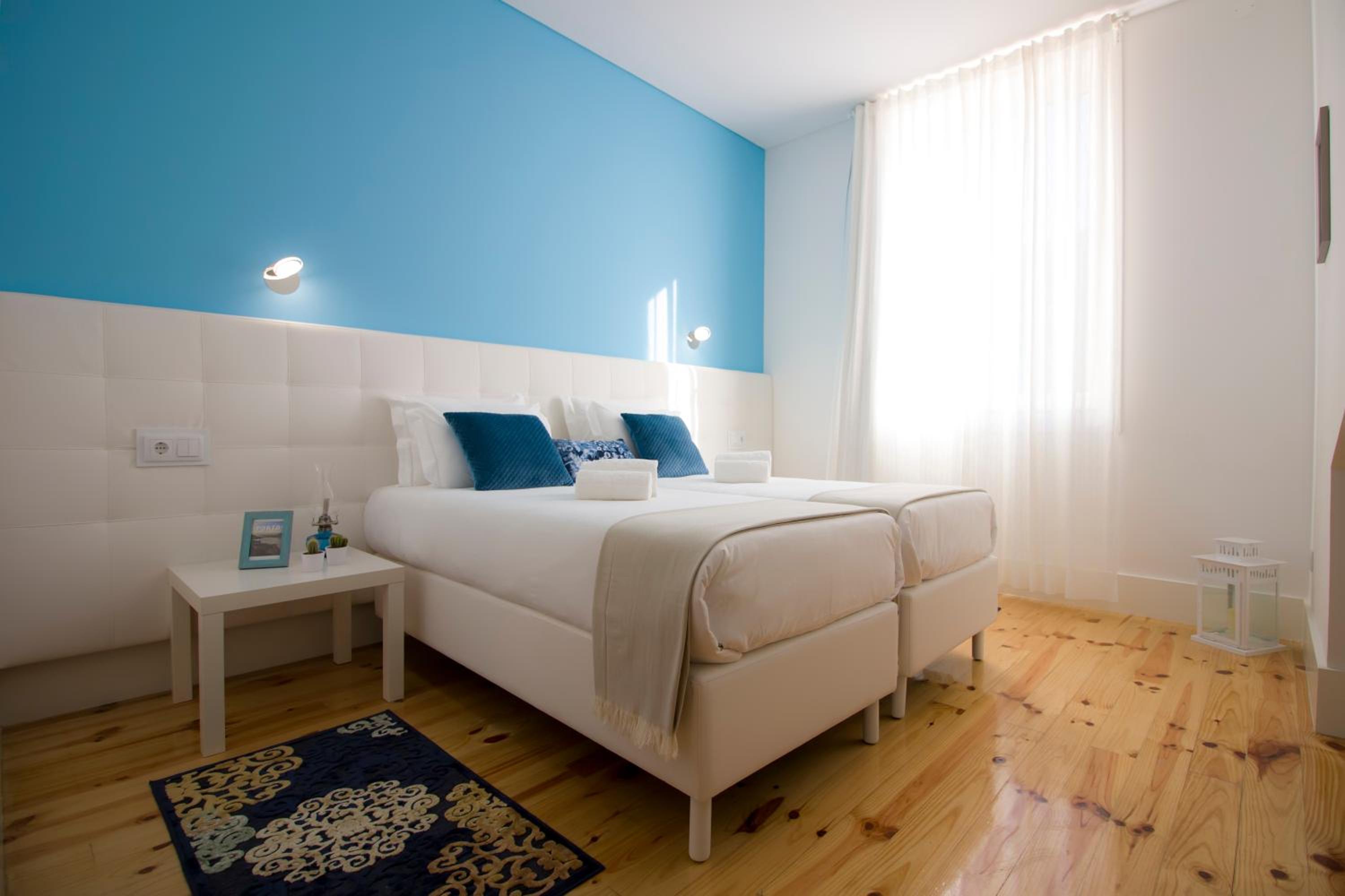 Deluxe Twin Room photo 2