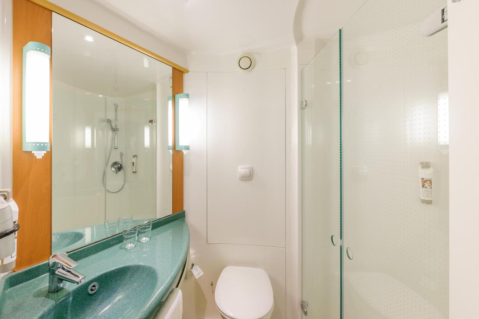 Double Room - Photo 4