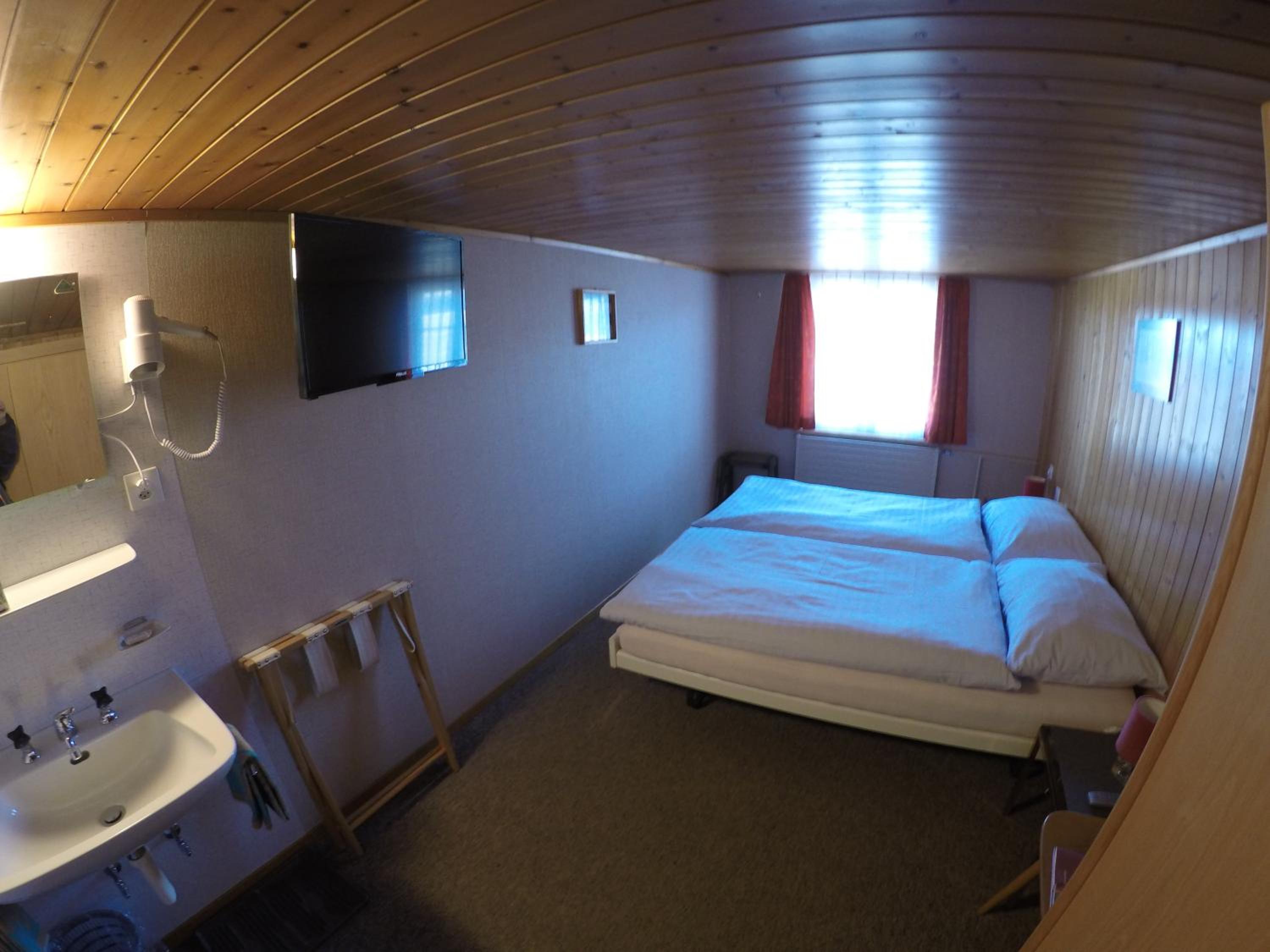 Double Room with Shared Toilet photo 2