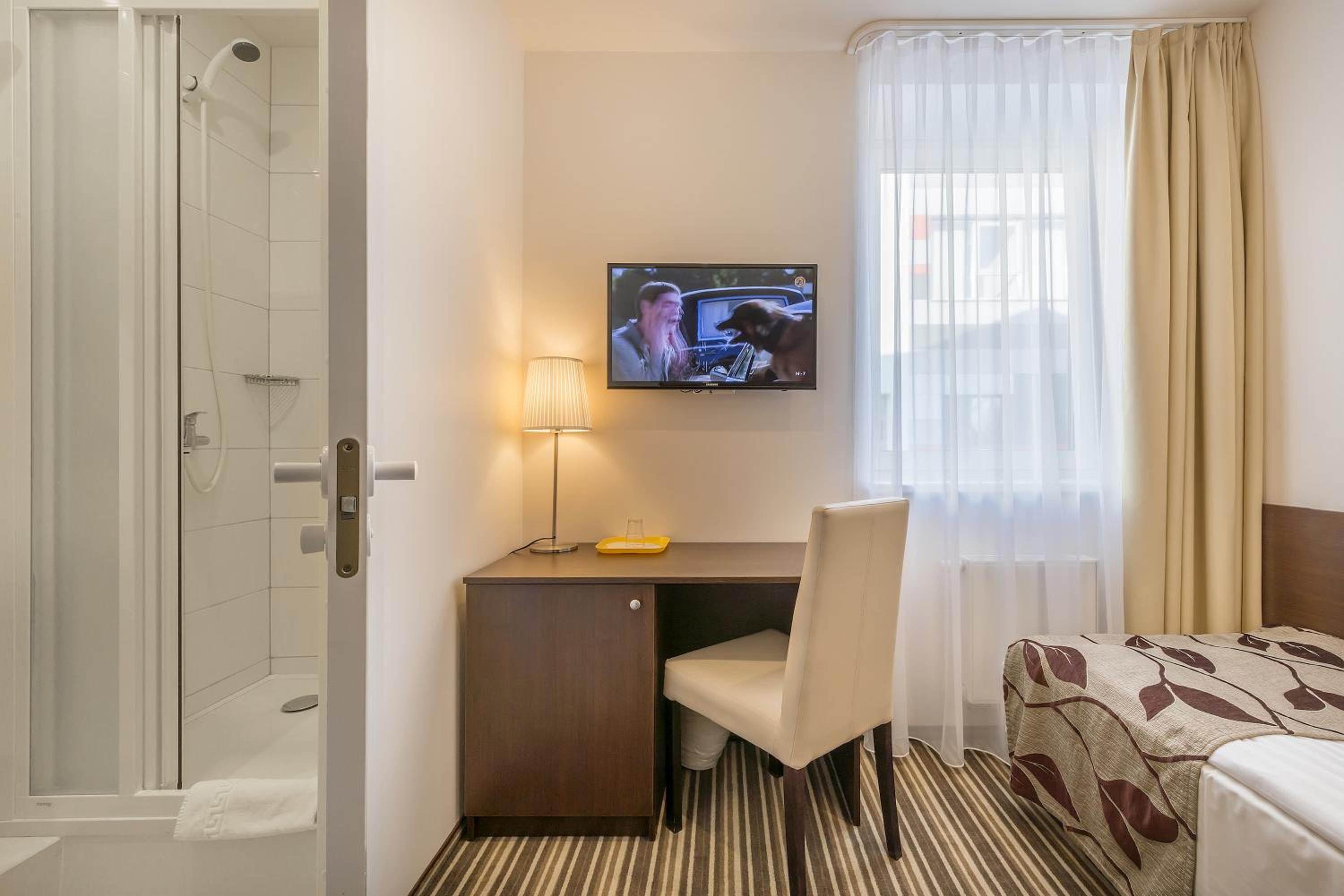 Small Single Room