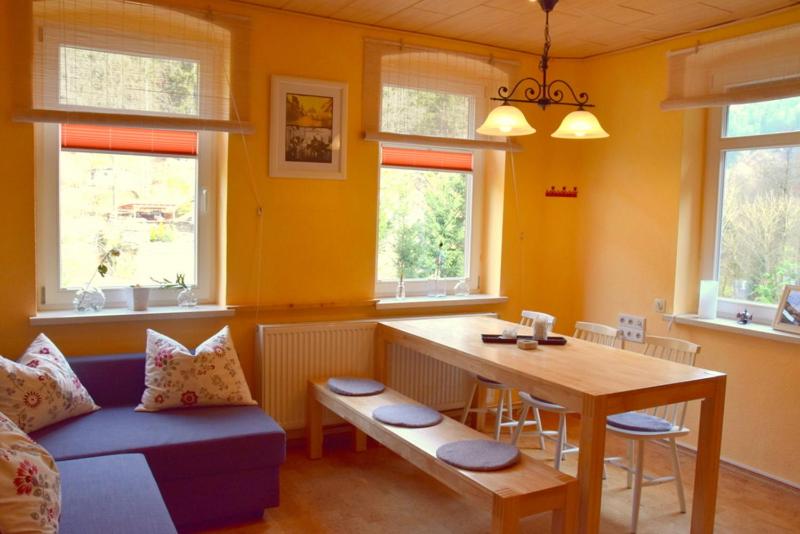 One-Bedroom Apartment - Photo 11