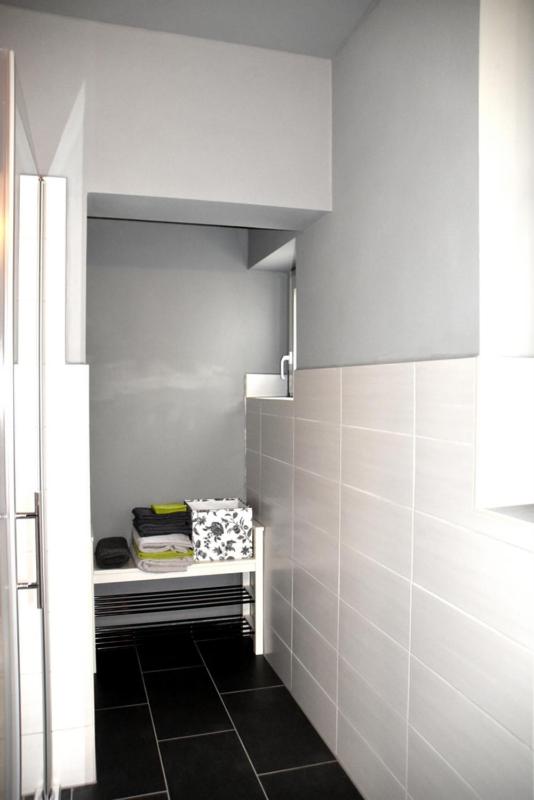One-Bedroom Apartment - Photo 3