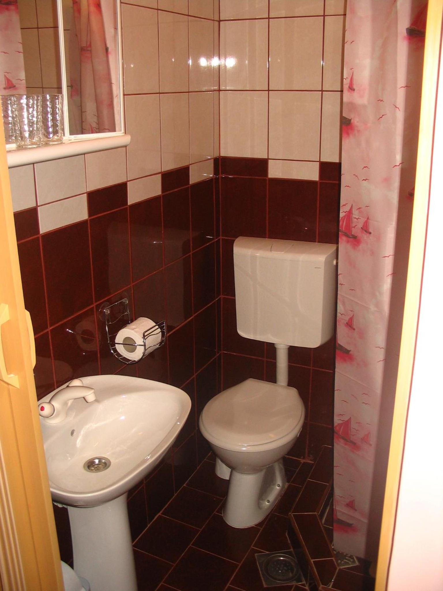 Double Room with Private Bathroom photo 2