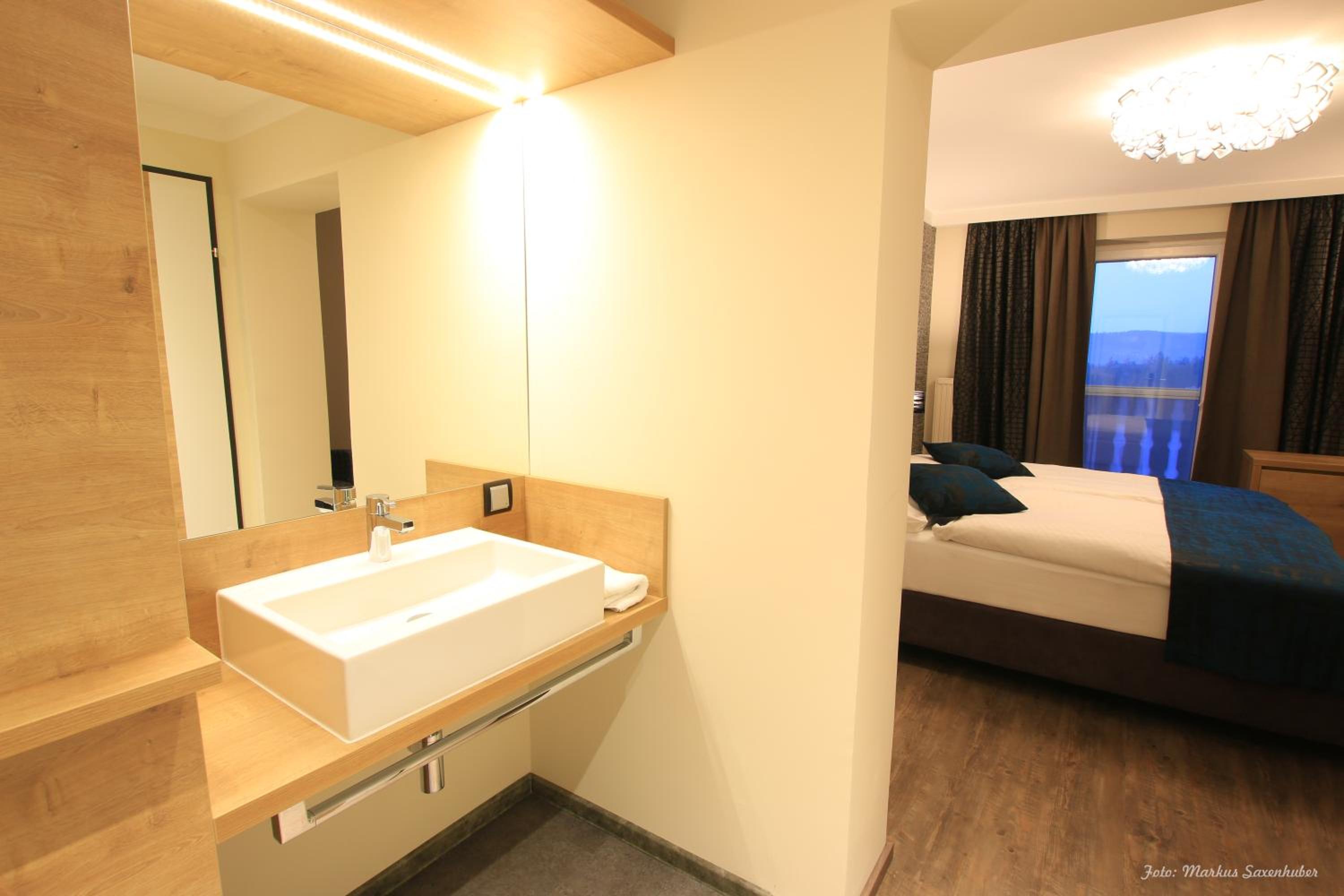 Double Room with Balcony photo 2