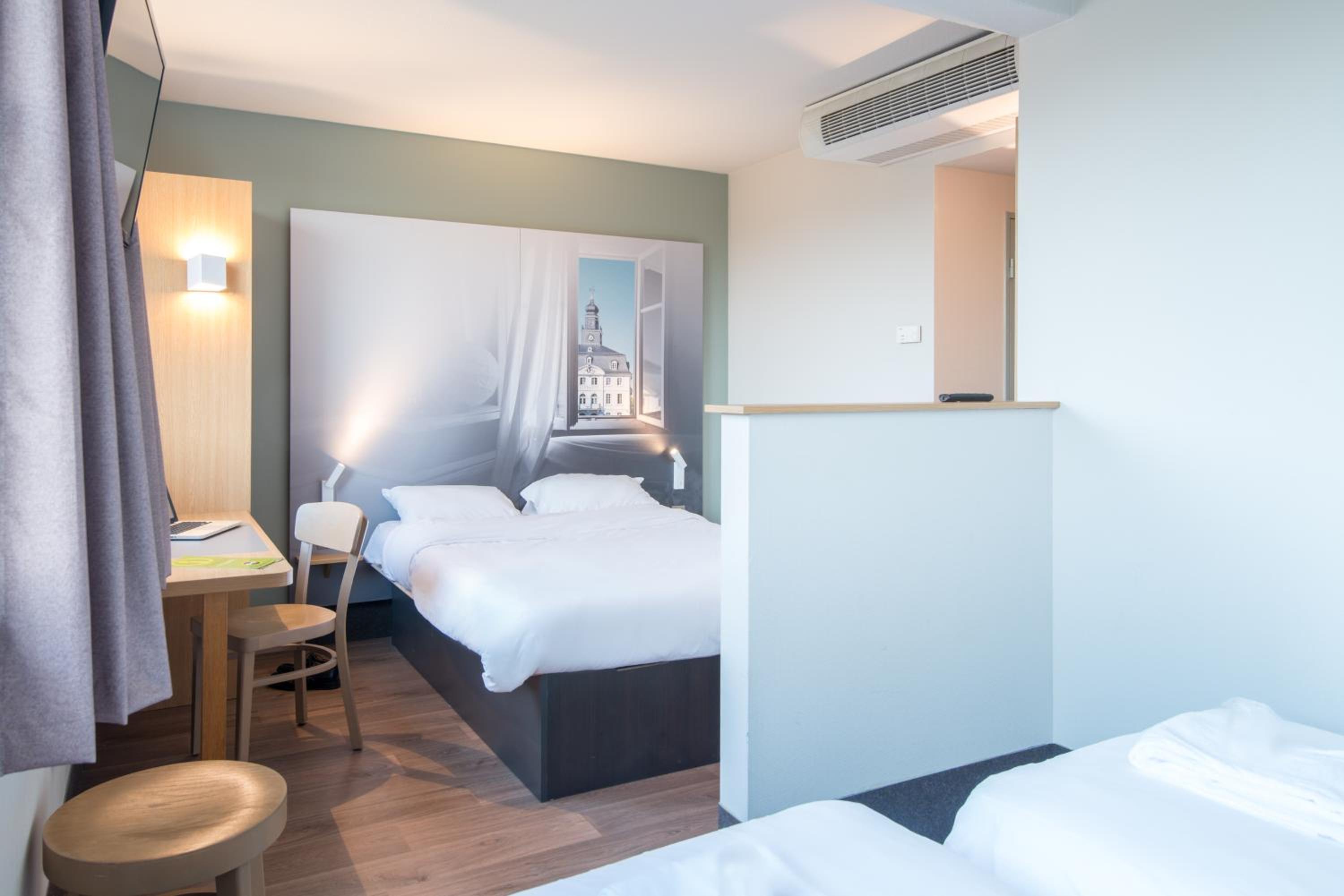Quadruple Room - Photo 1
