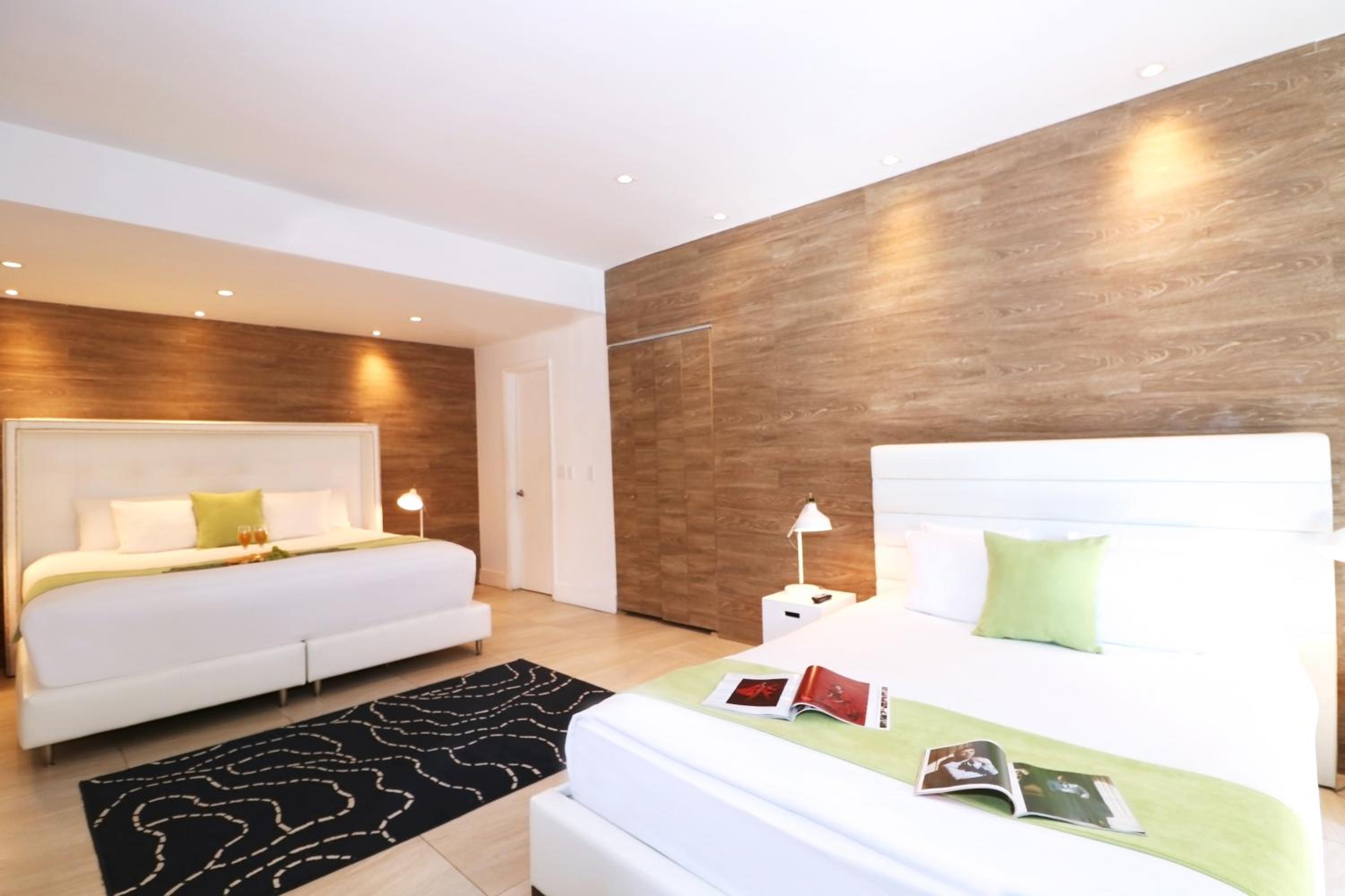 Double Queen Jr Suite - Photo 6