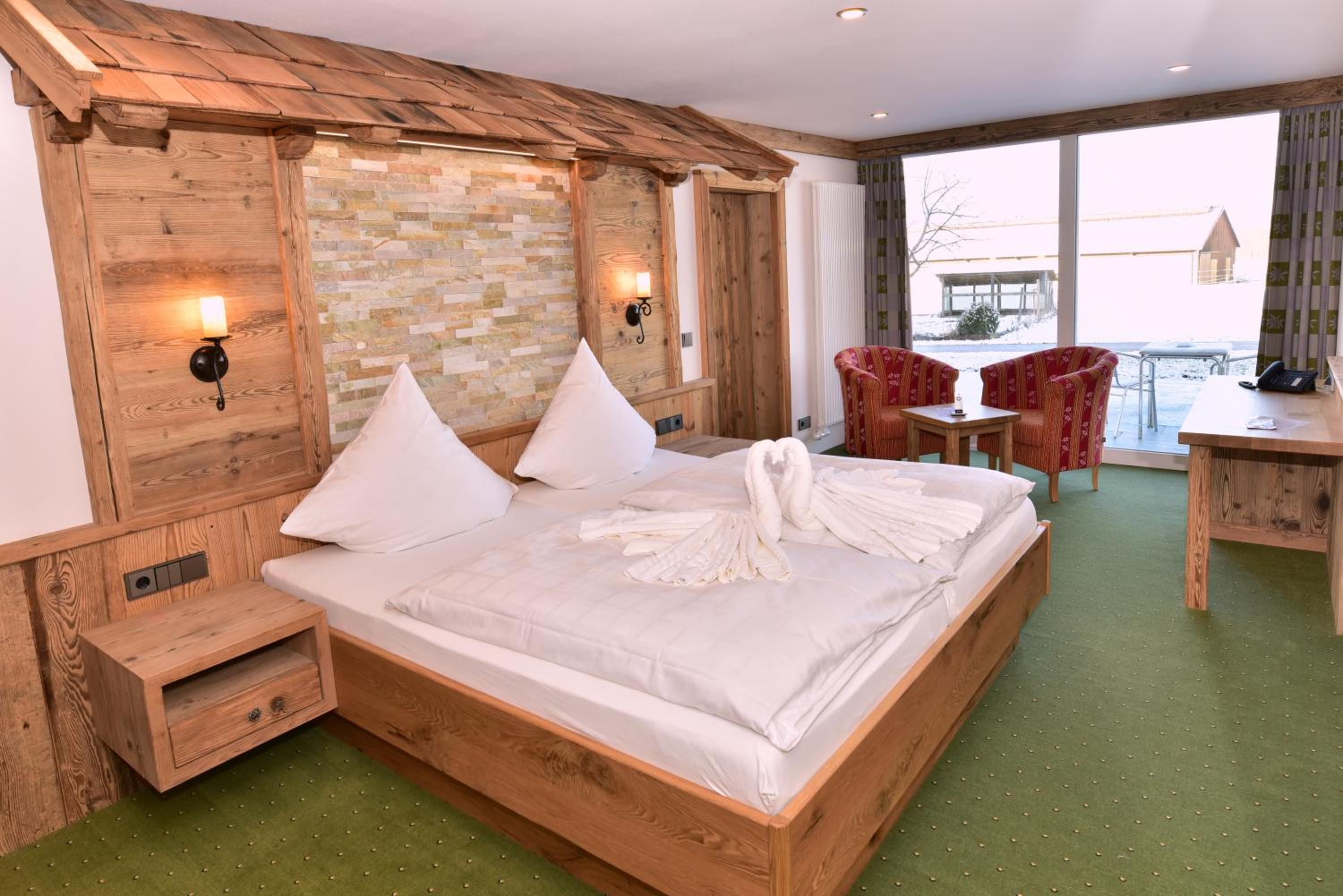 Deluxe Double Room - Photo 2