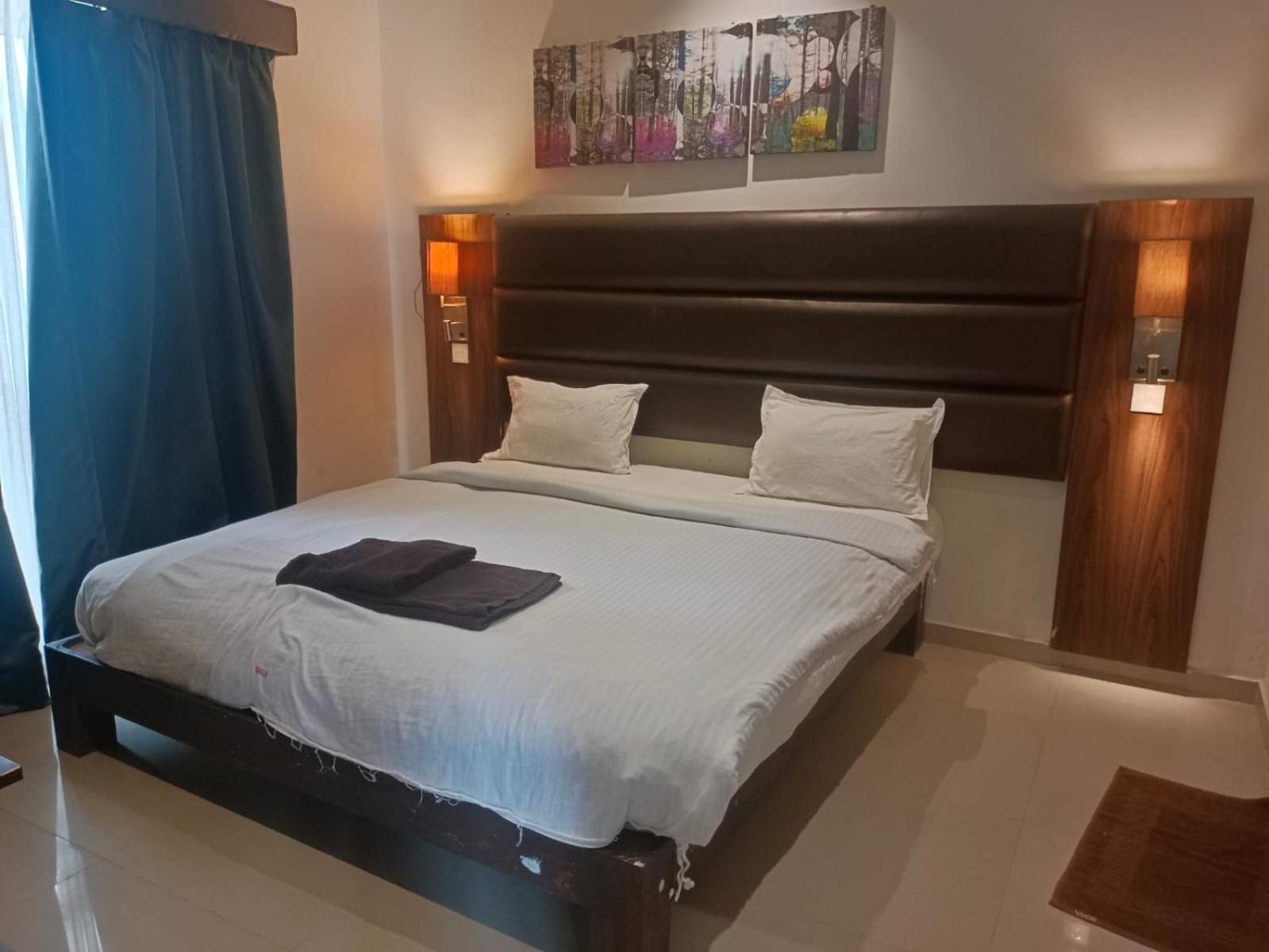 Family Two-Bedroom Apartment with View photo 1