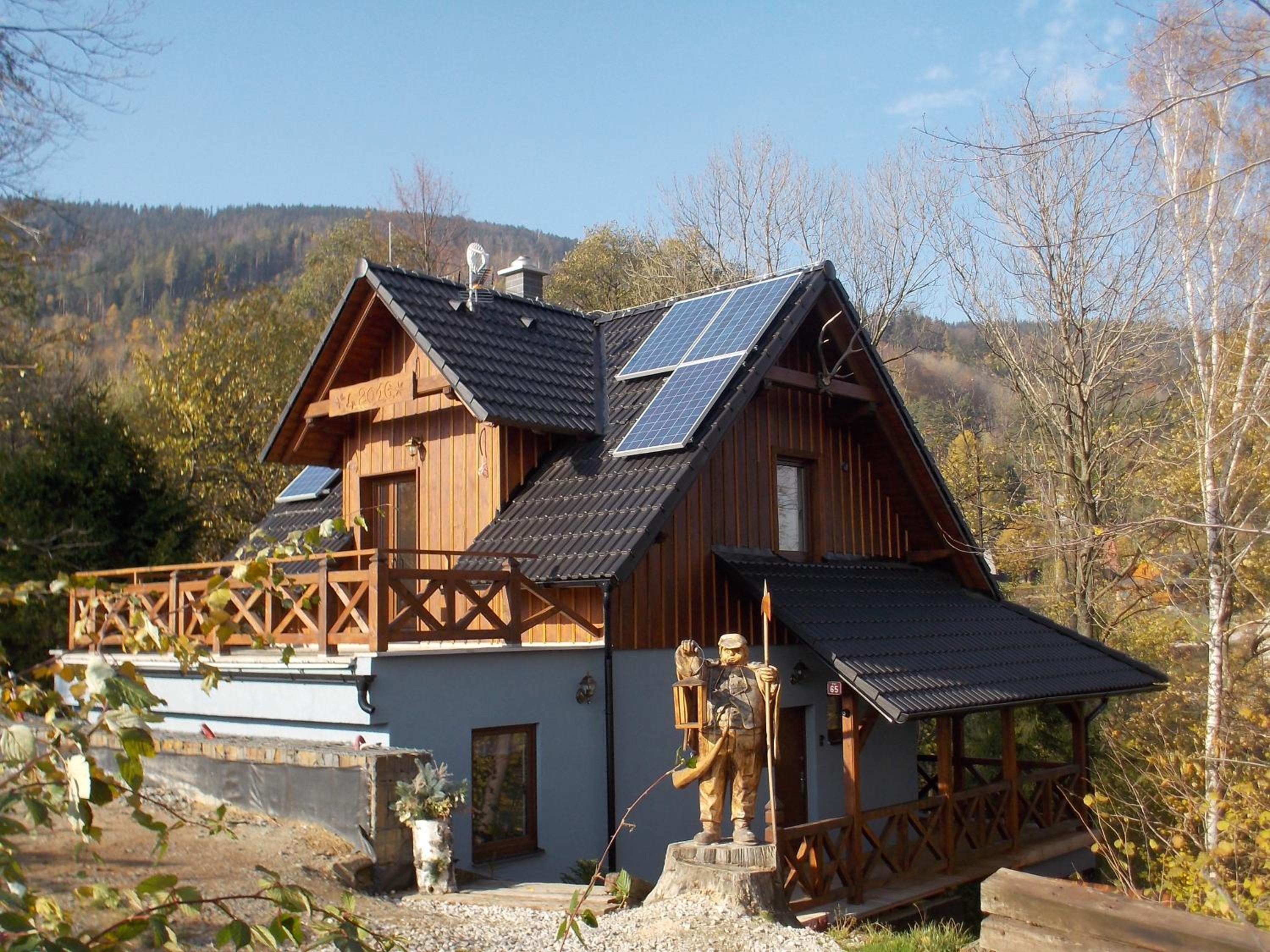 Three-Bedroom Chalet photo 1