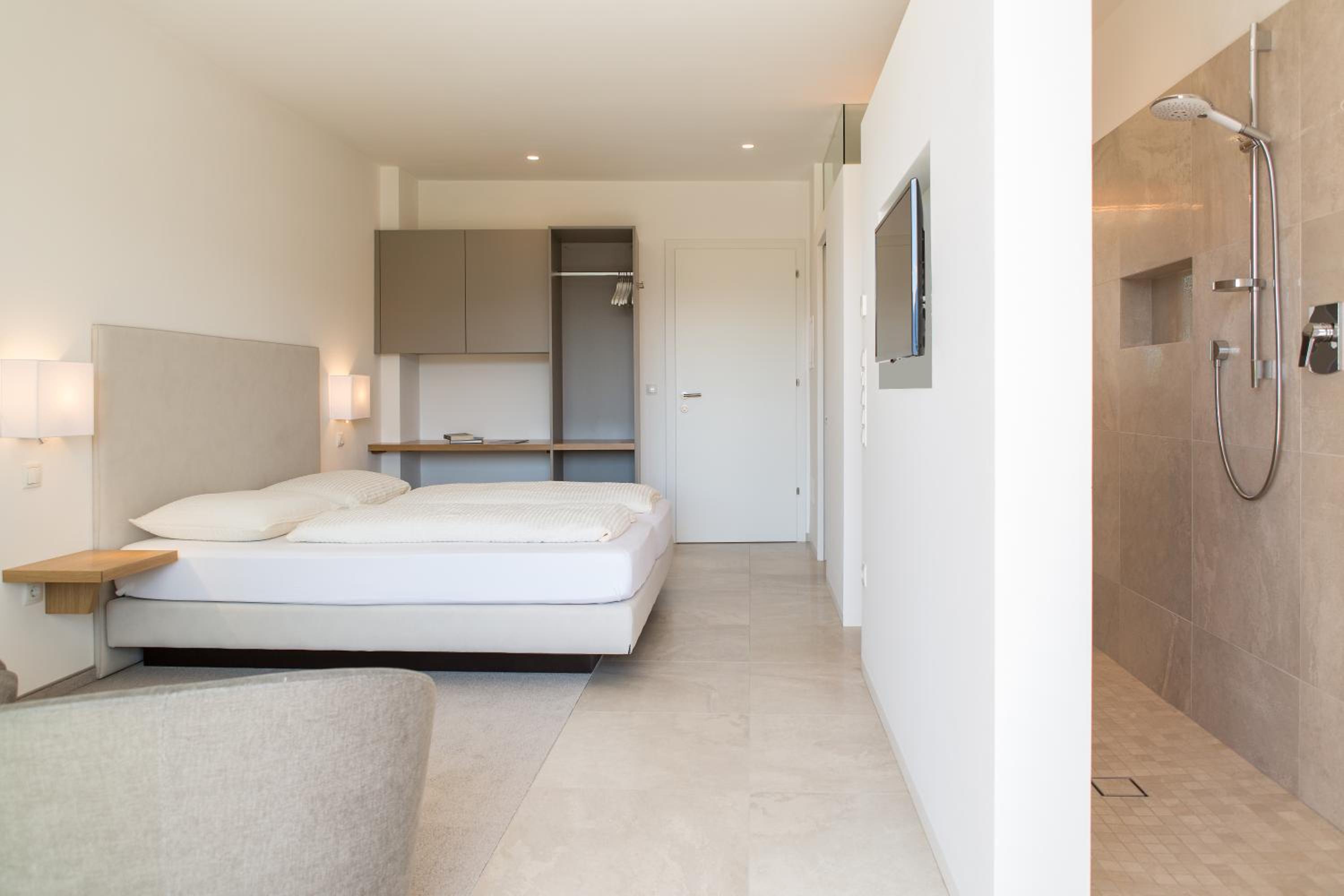 Deluxe Double Room - Photo 5