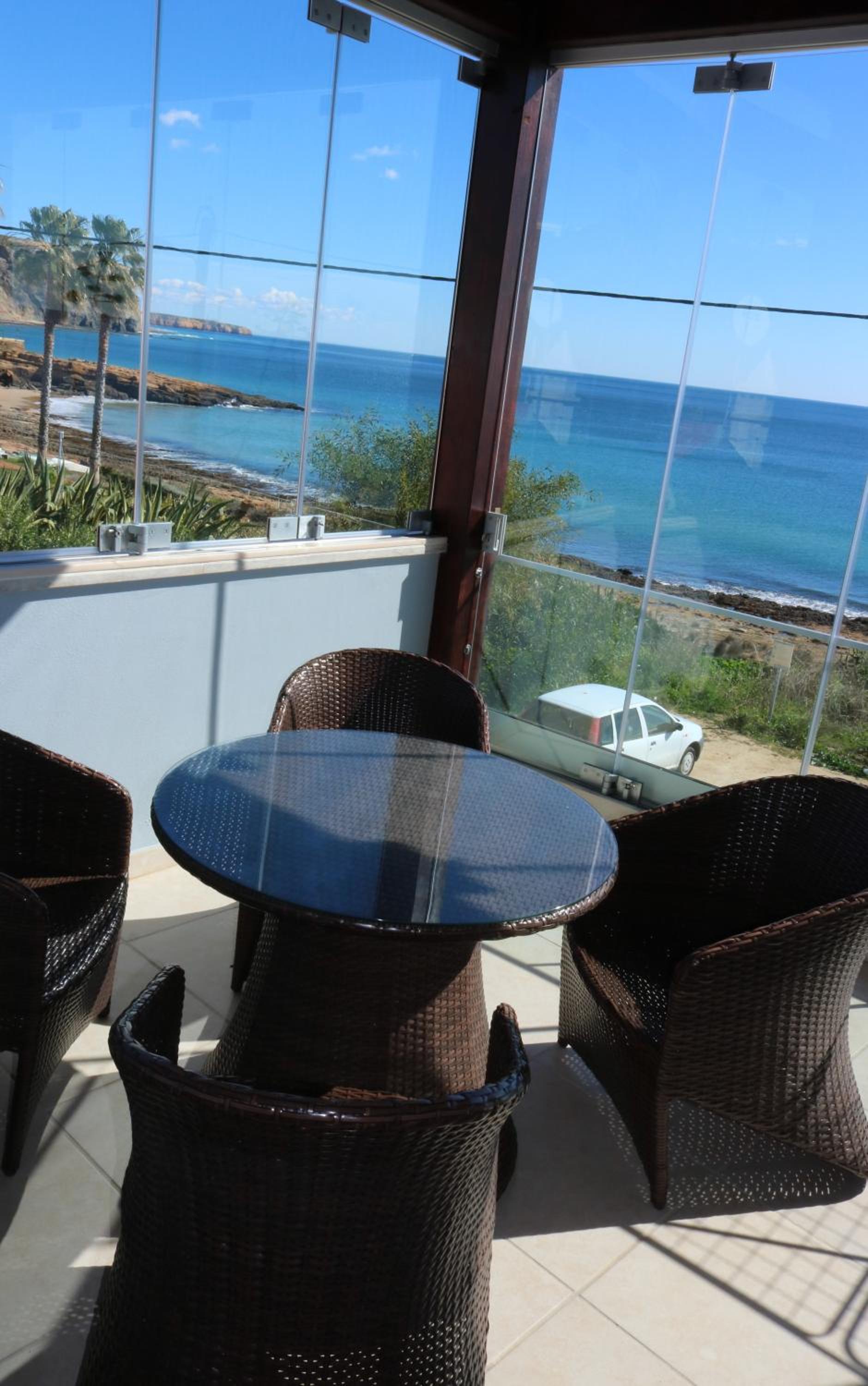Villa - Beach Front photo 3
