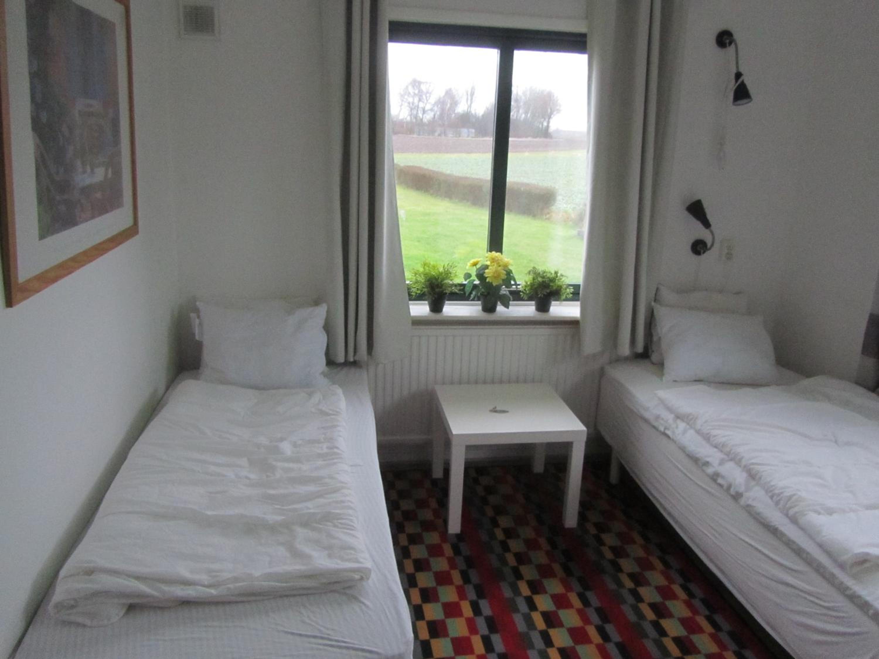 Twin Room - Photo 1