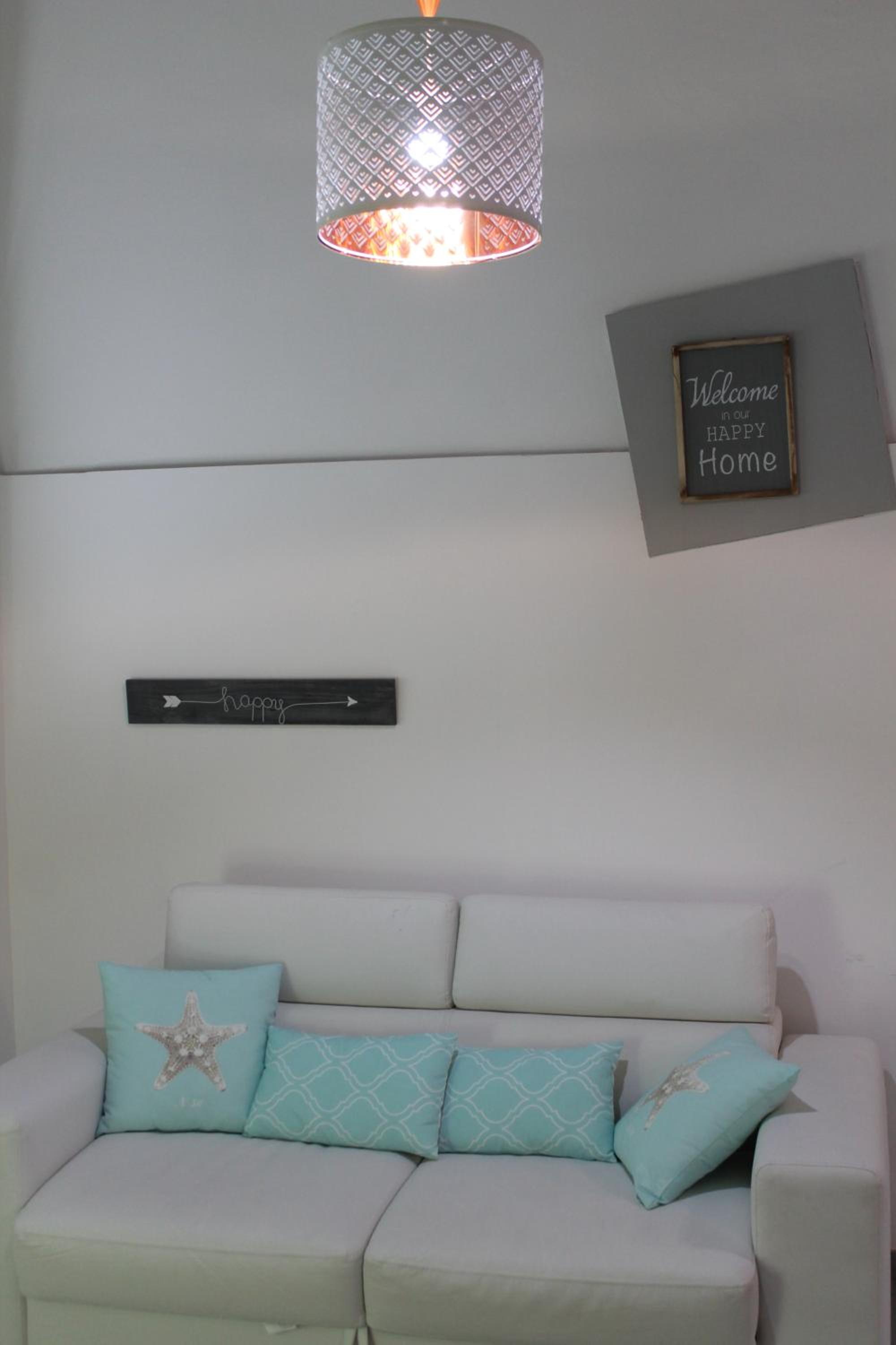 One-Bedroom Apartment - Photo 27