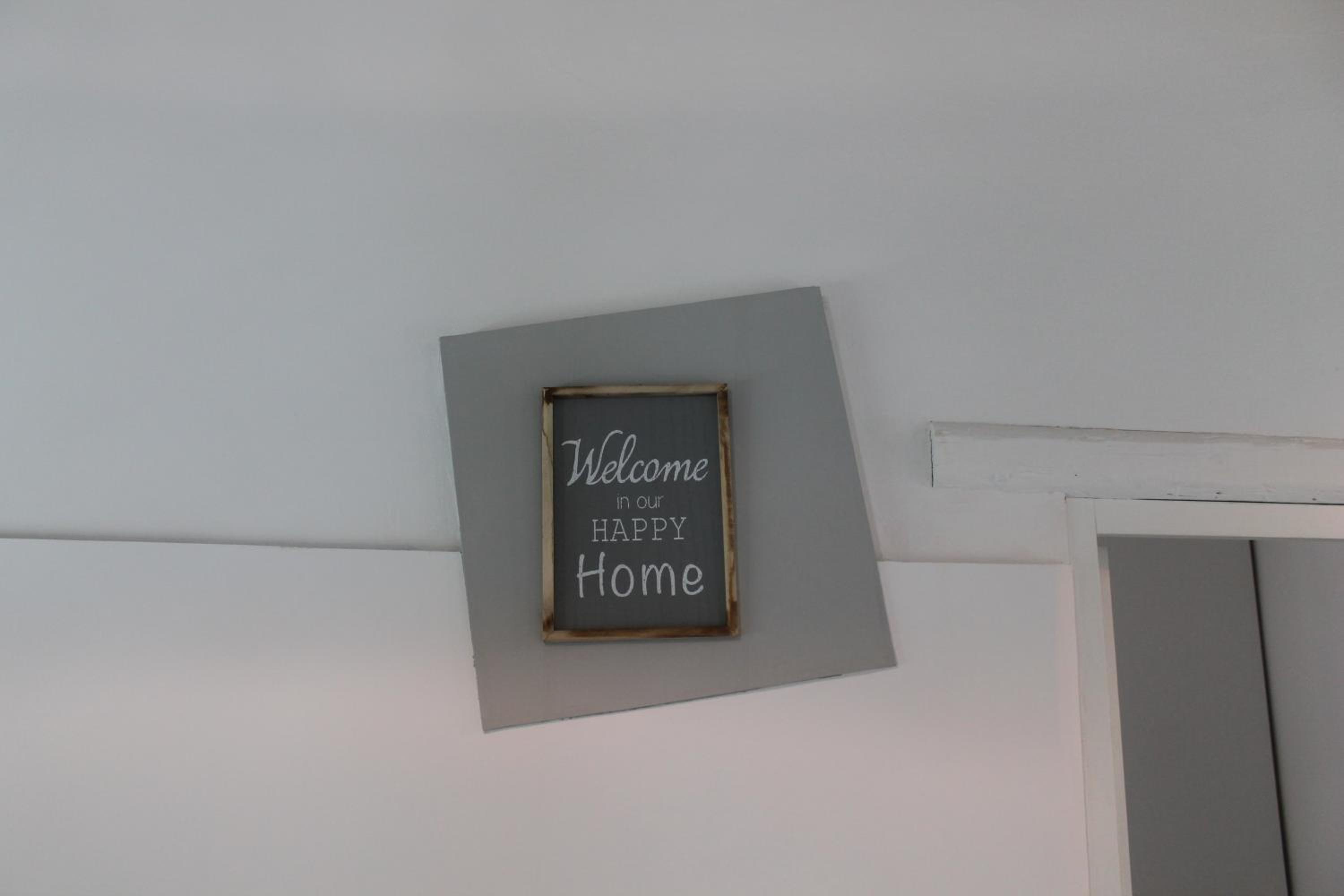 One-Bedroom Apartment - Photo 12