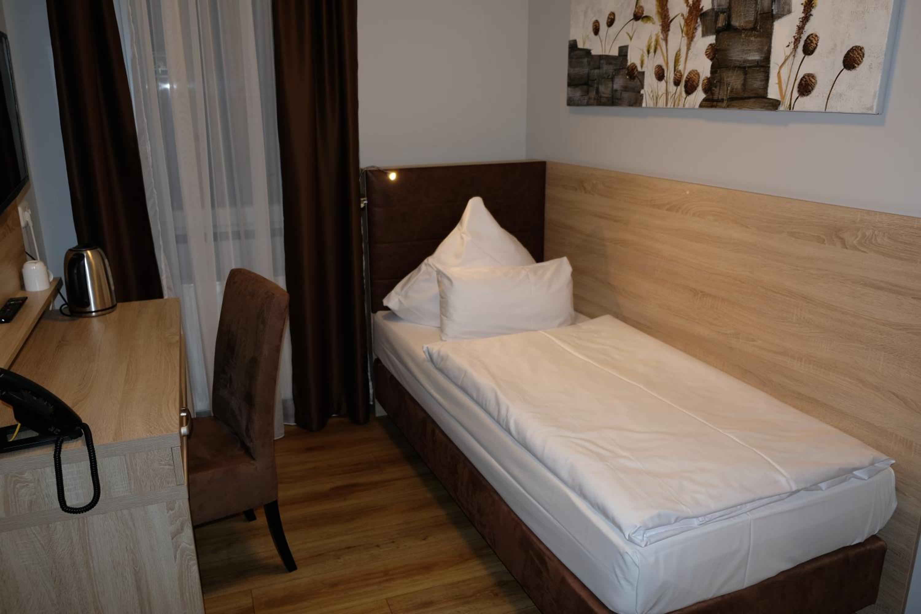 Comfort Single Room