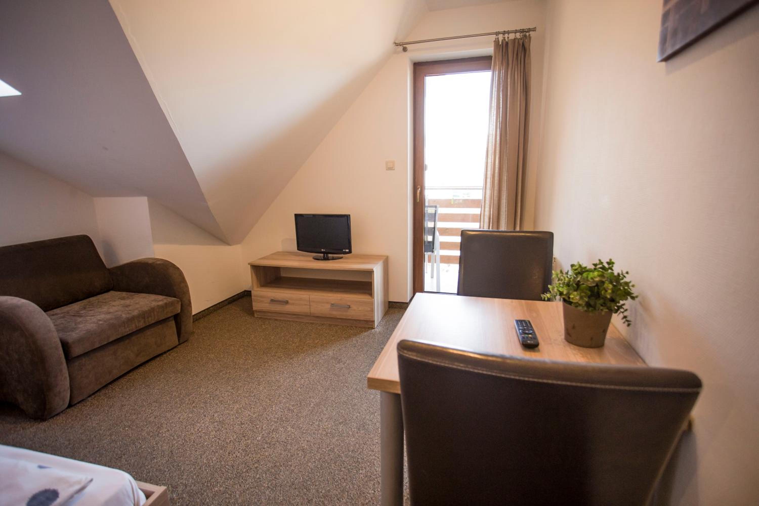 Apartment with Balcony photo 1