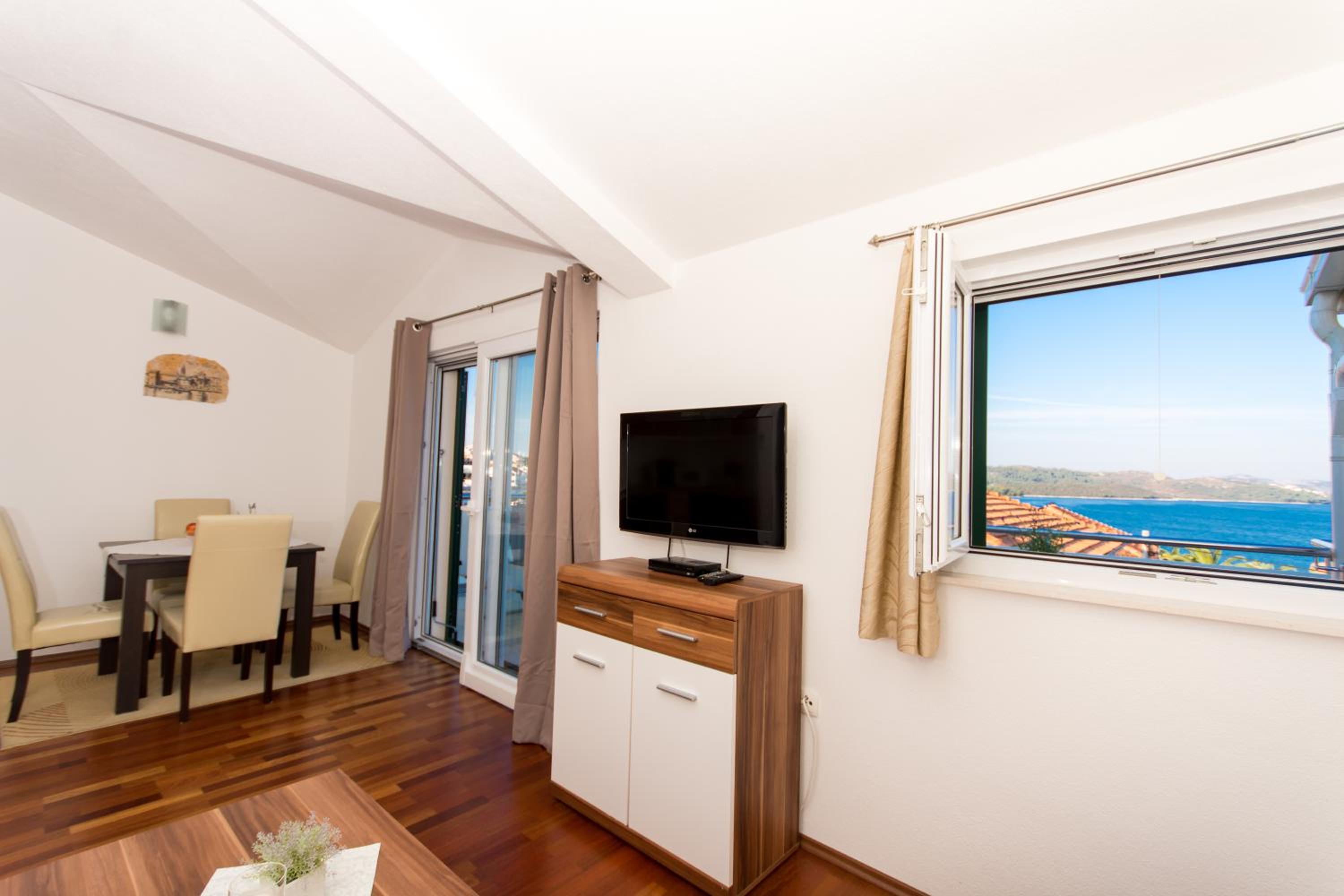 Apartment with Balcony
