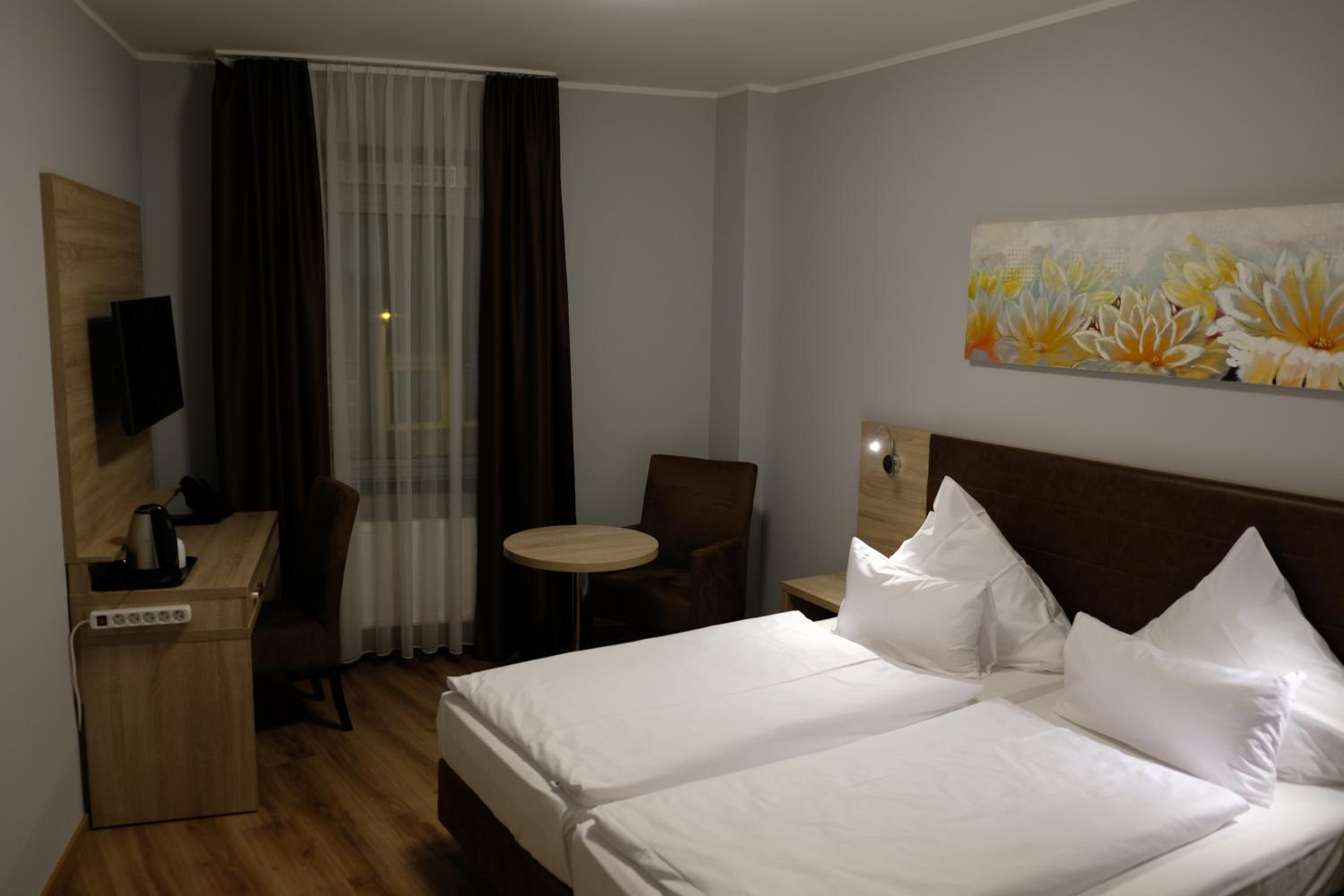 Standard Double Room - street facing