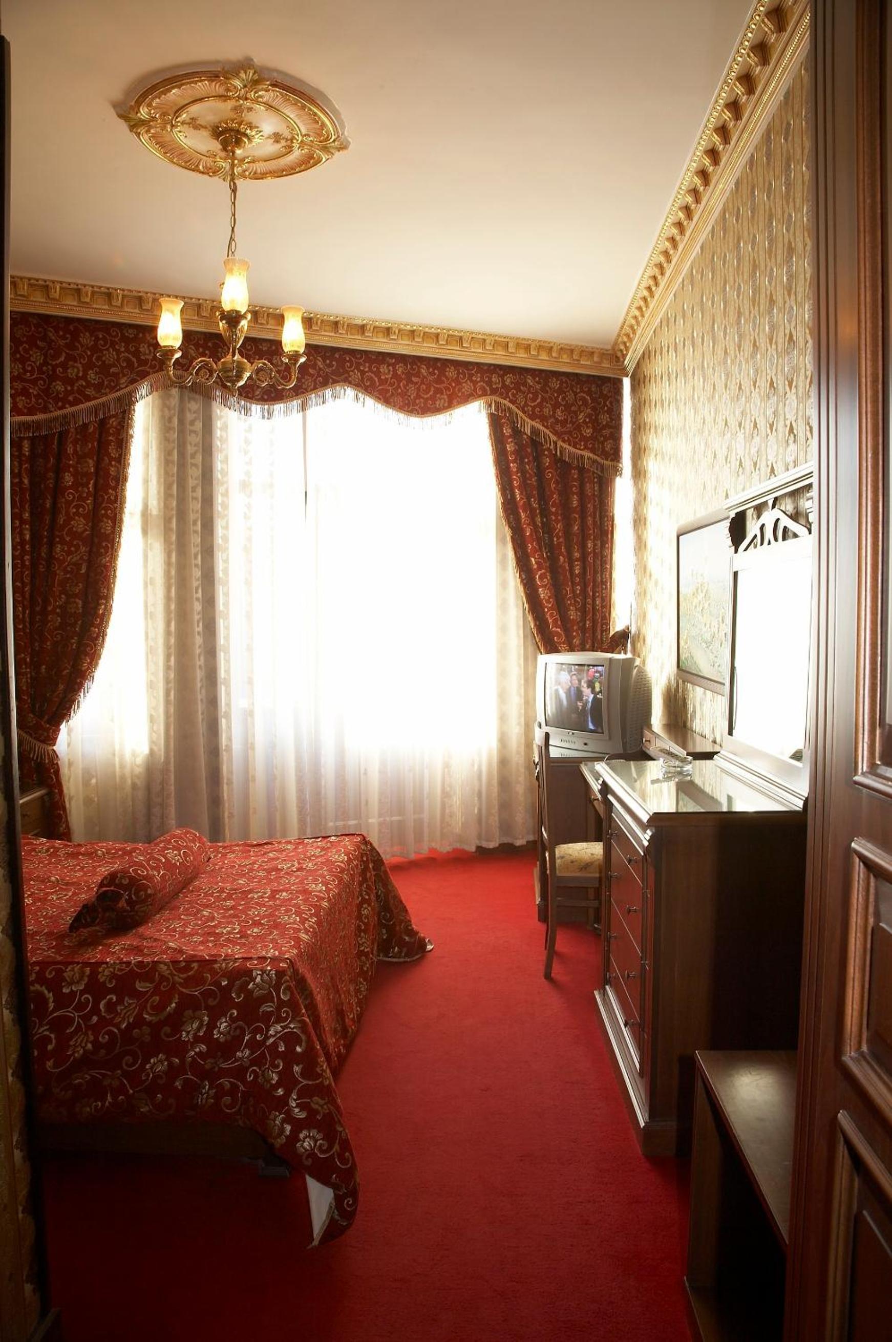 Superior Double Room with Balcony photo 3