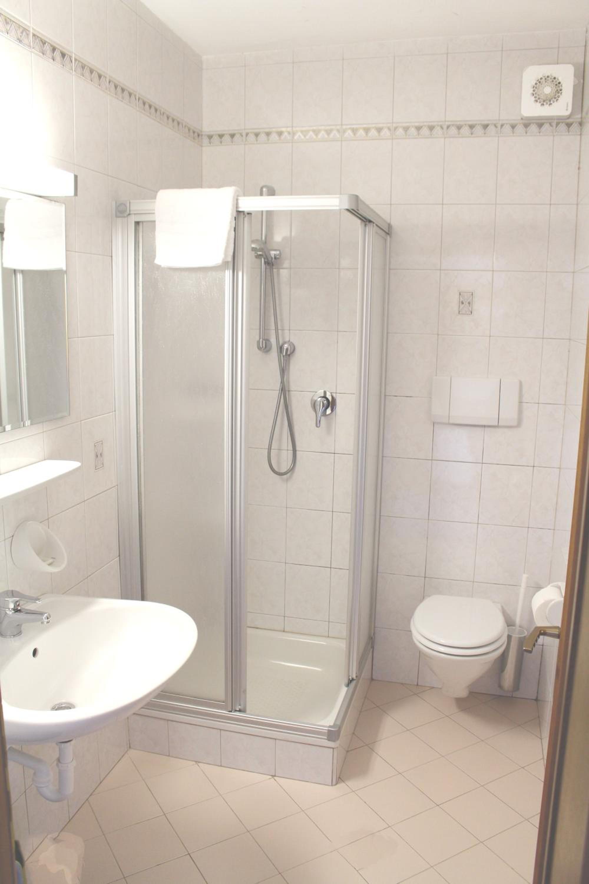 Economy Double Room - Photo 2