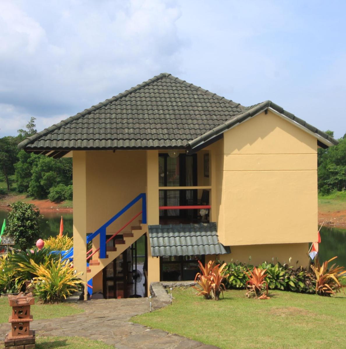 One-Bedroom House photo 3