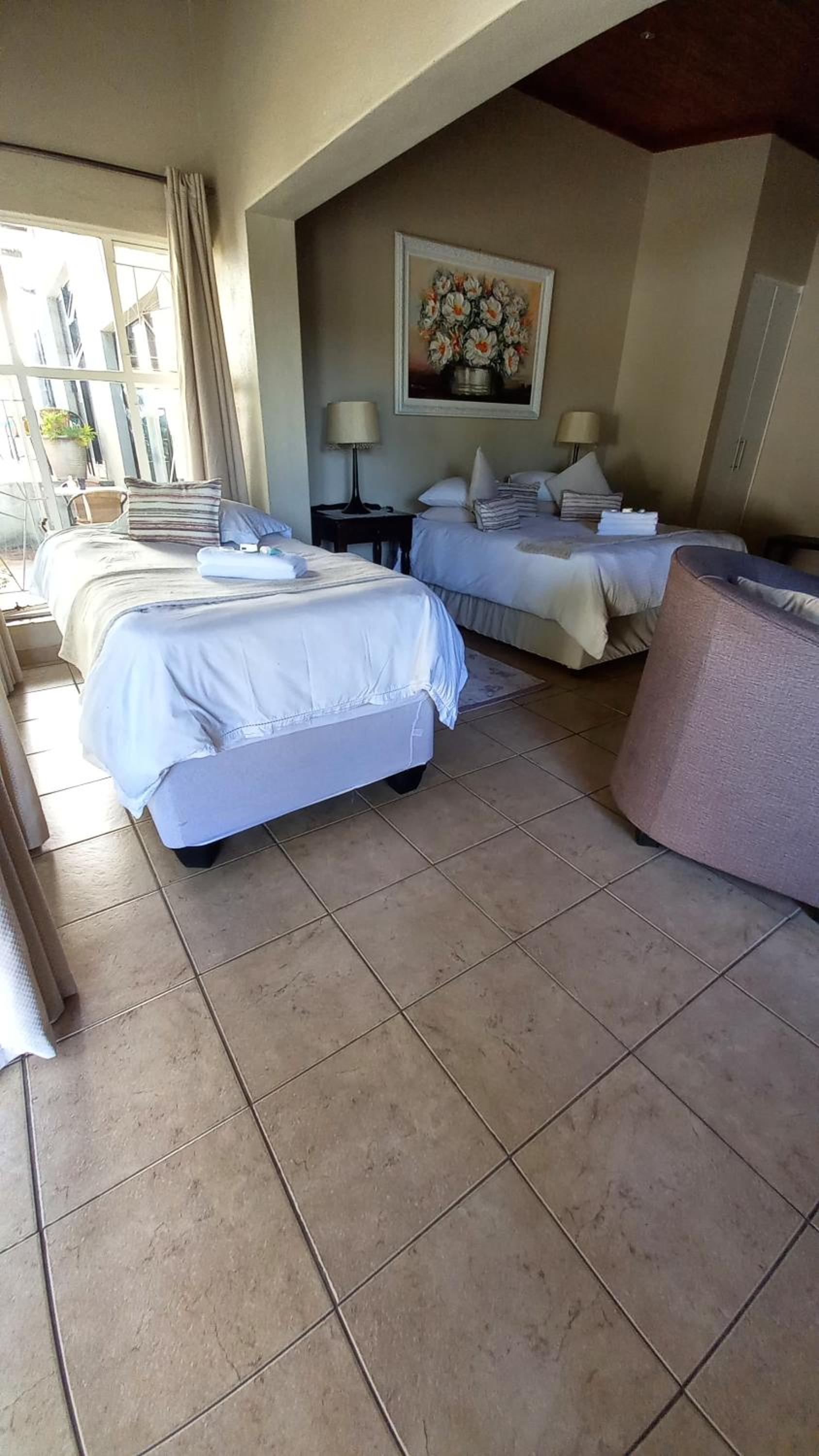 Triple Room with Bathroom photo 1