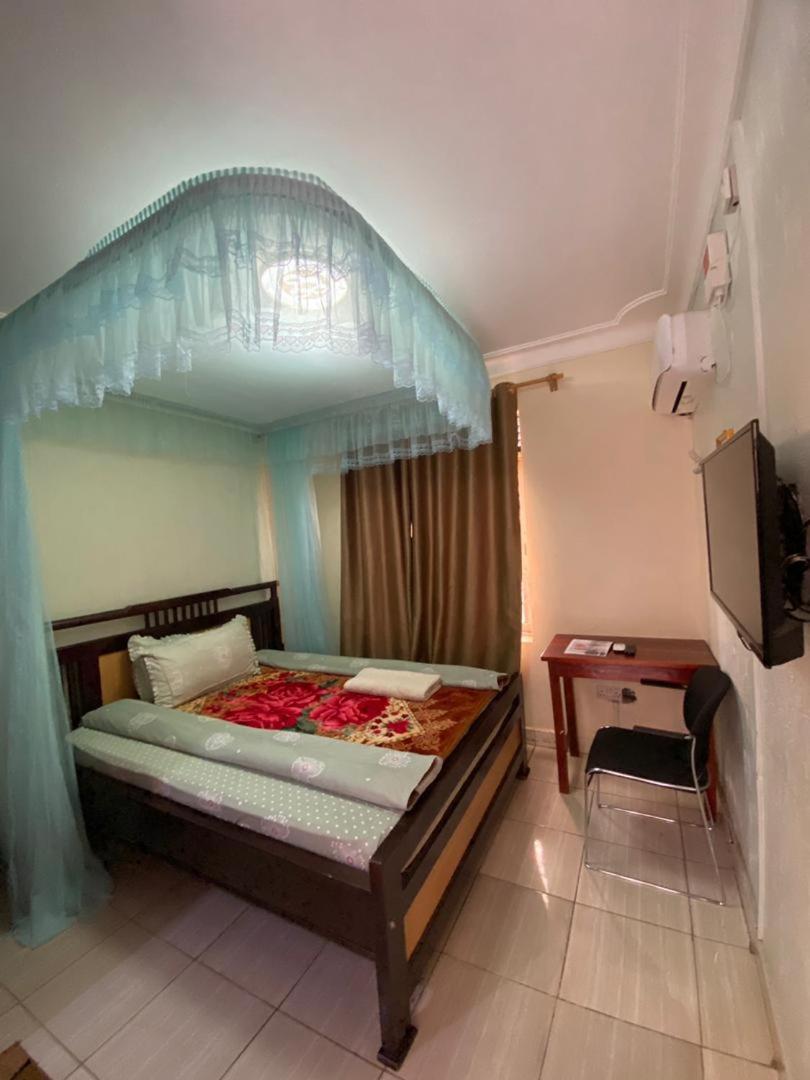 Single Room photo 1