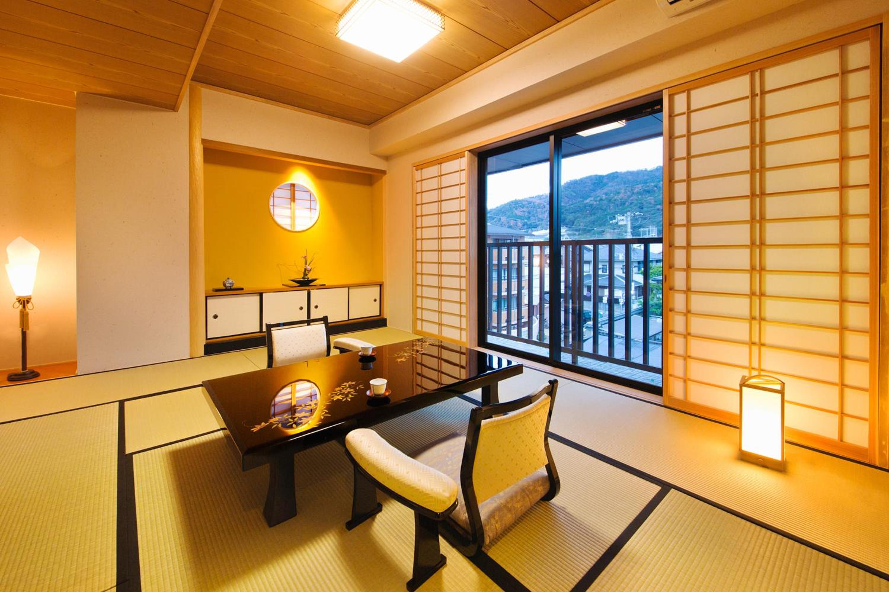 Japanese-Style Room