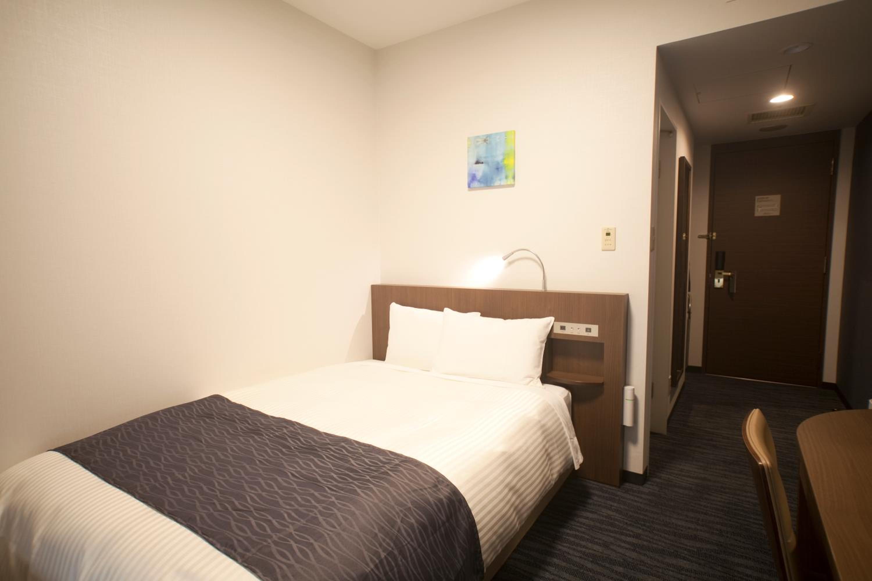Single Room - Non-Smoking