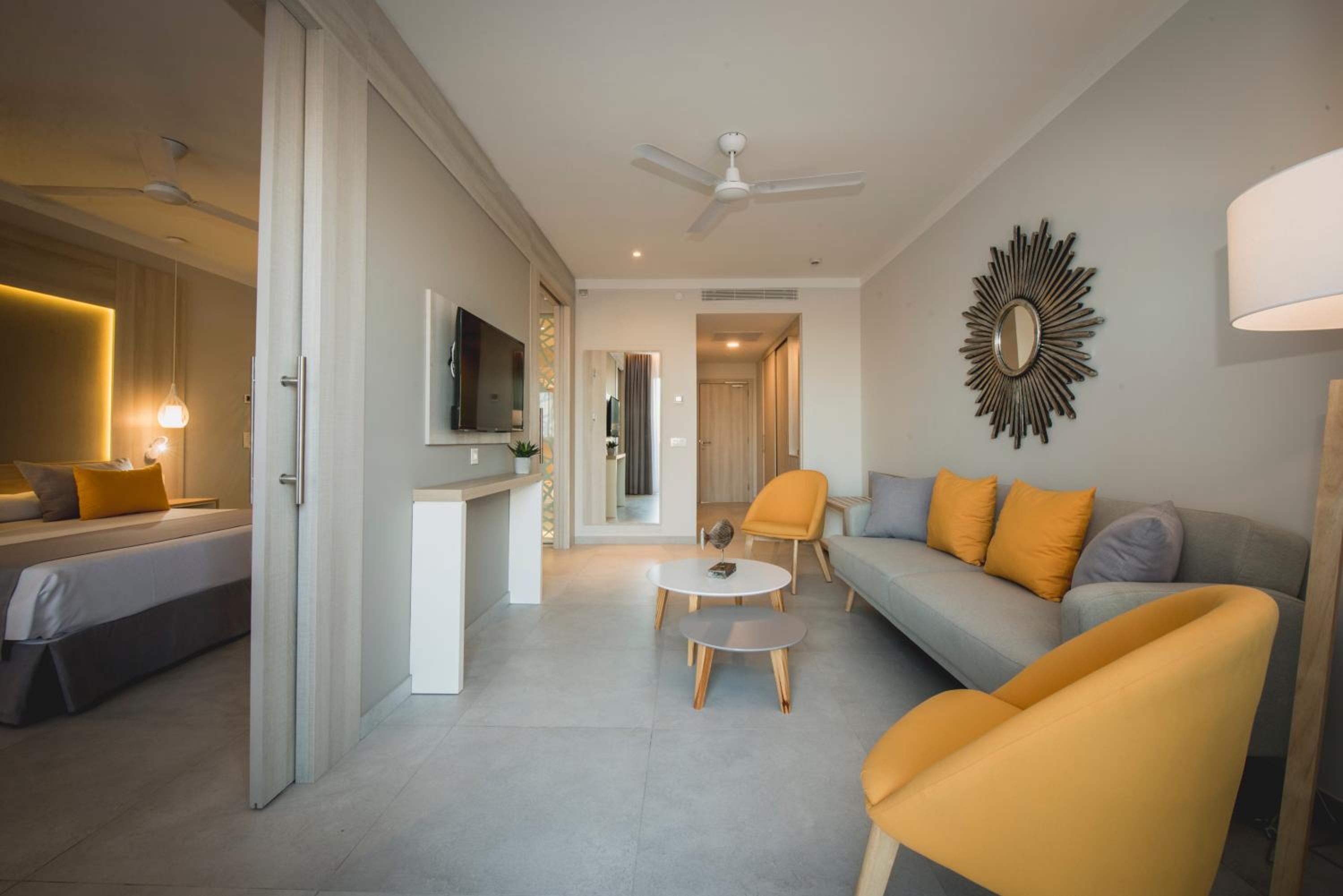 Family Master Suite Sea View (2 Adults + 2 Children) photo 3
