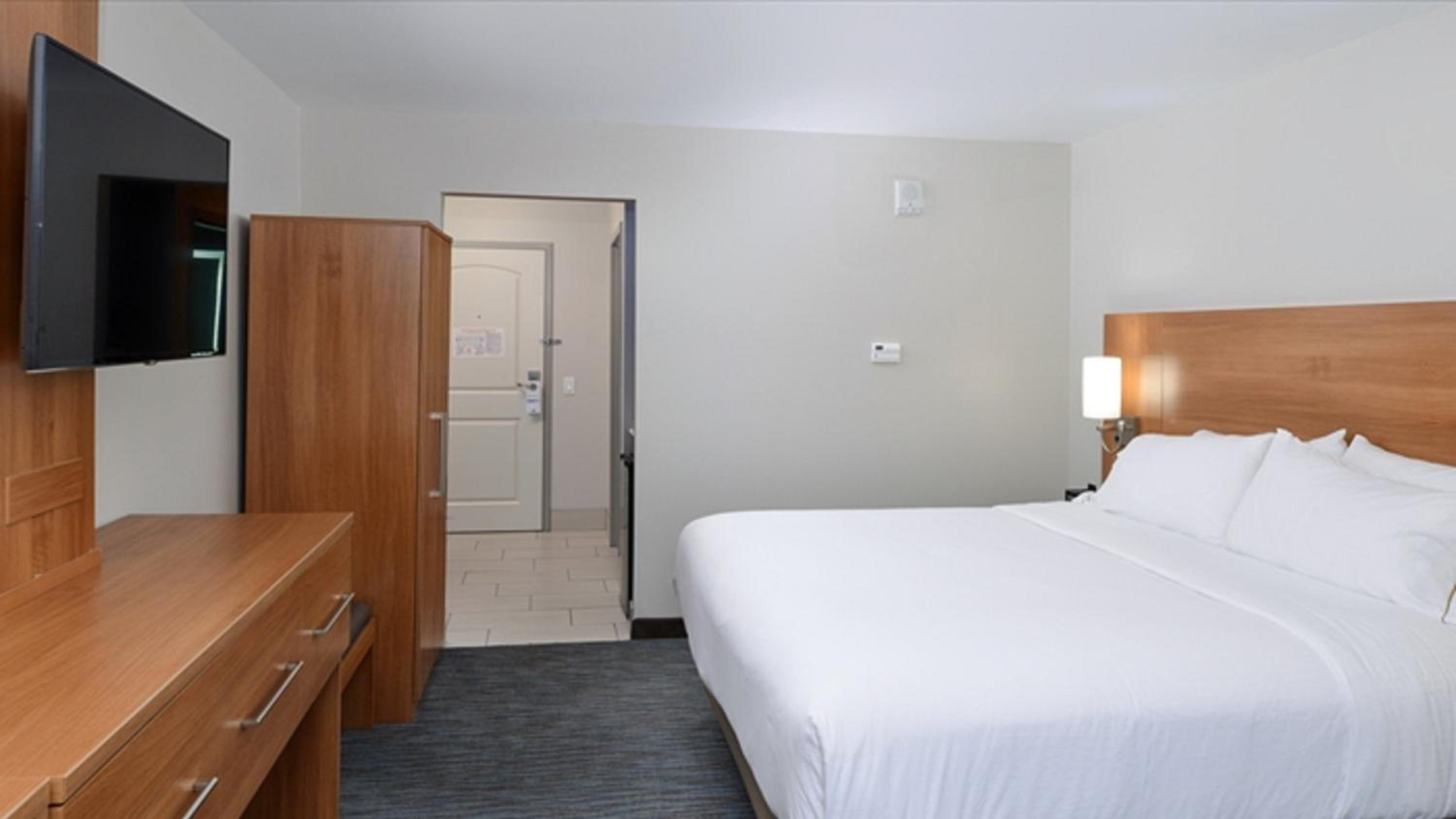 Standard King Room with Sofa Bed