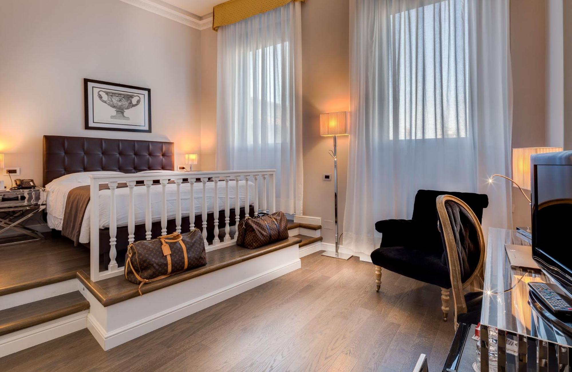 Double or Twin Room with City View